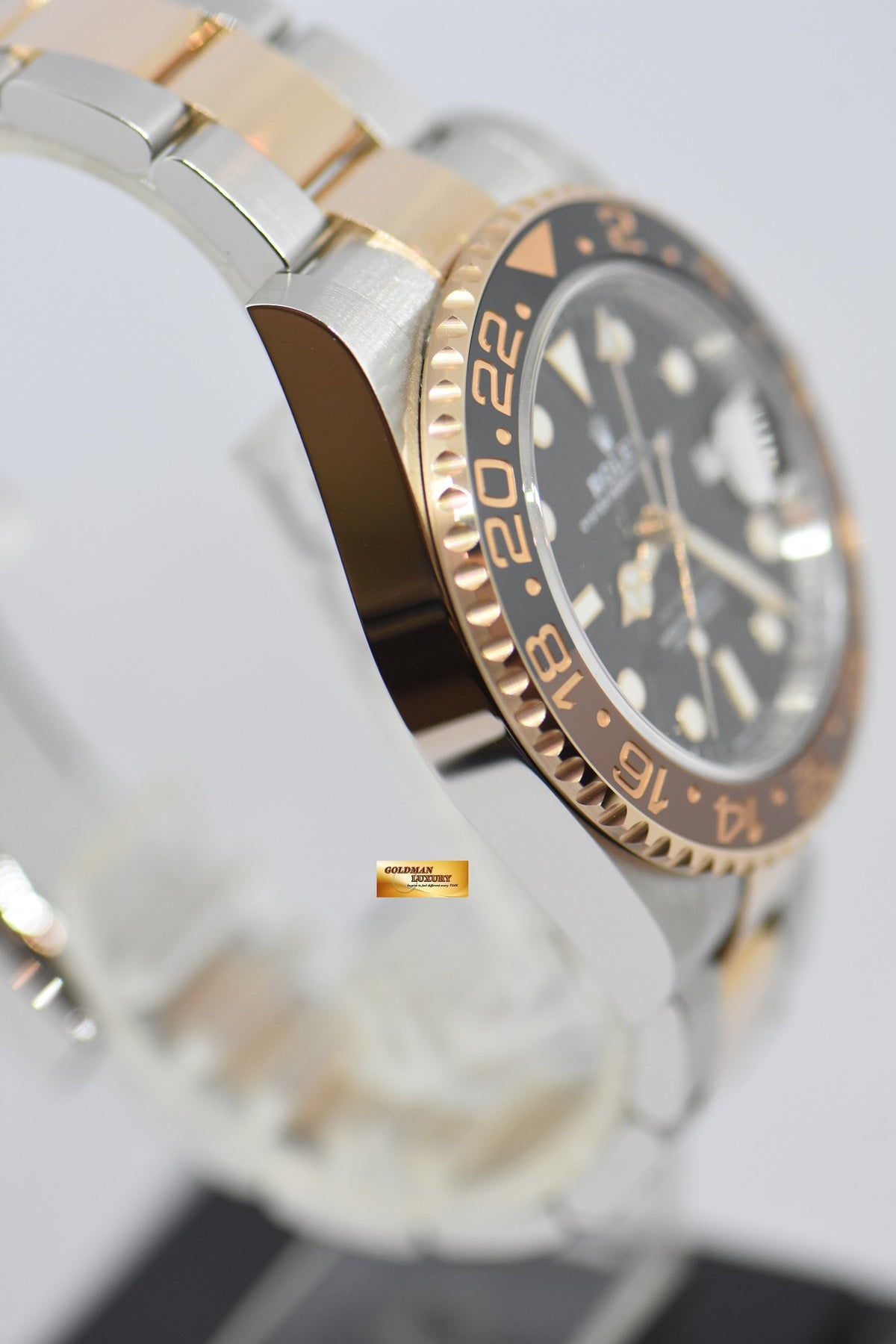 [SOLD] ROLEX OYSTER PERPETUAL GMT-MASTER II “ROOTBEER” CERAMIC HALF-ROSEGOLD AUTOMATIC 126711CHNR (LNIB)