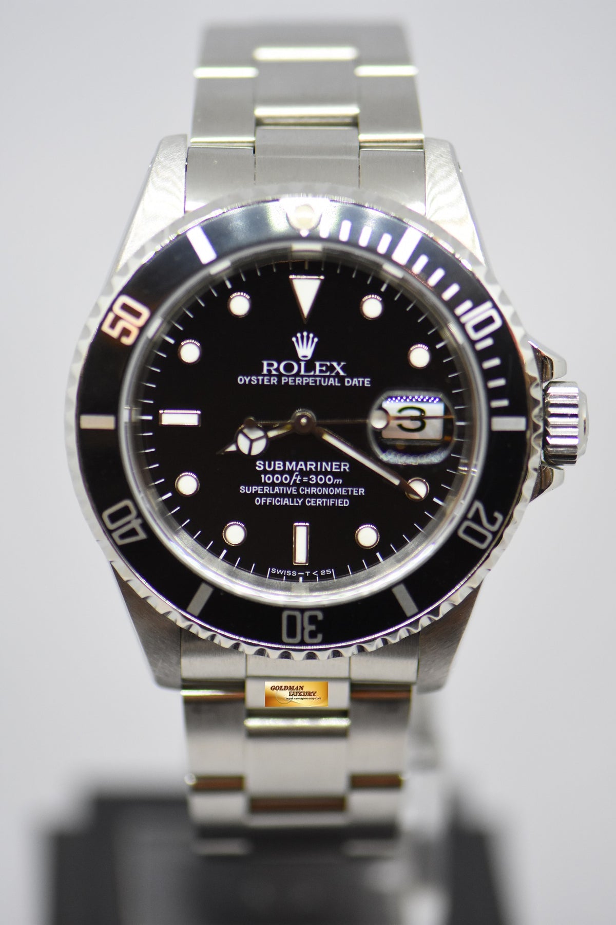 [SOLD] ROLEX OYSTER PERPETUAL SUBMARINER STEEL IN BRACELET 40mm BLACK 16610 (MINT)