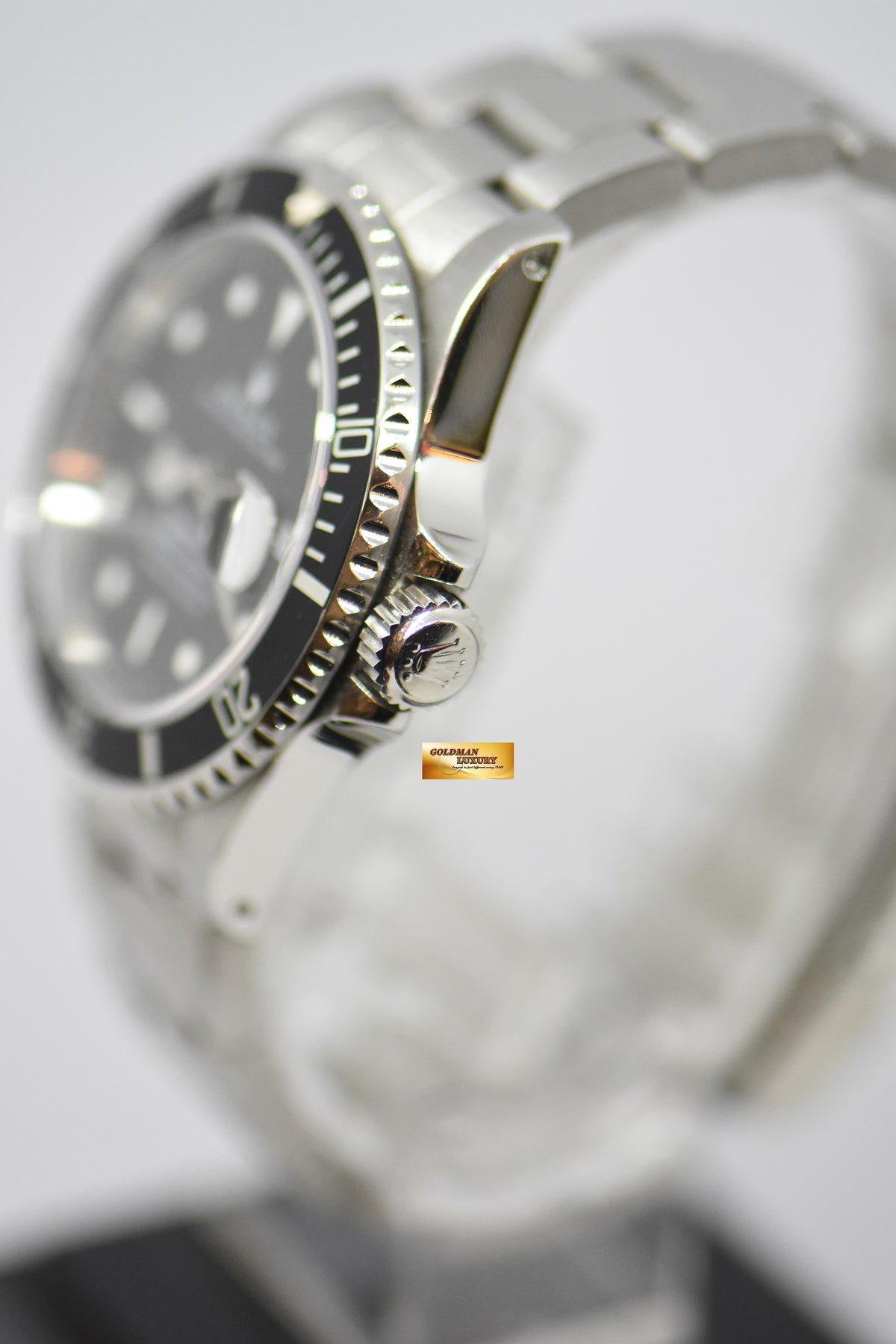 [SOLD] ROLEX OYSTER PERPETUAL SUBMARINER STEEL IN BRACELET 40mm BLACK 16610 (MINT)