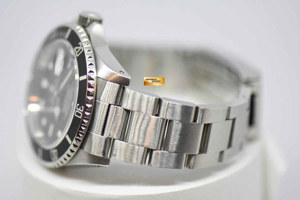 [SOLD] ROLEX OYSTER PERPETUAL SUBMARINER STEEL IN BRACELET 40mm BLACK 16610 (MINT)