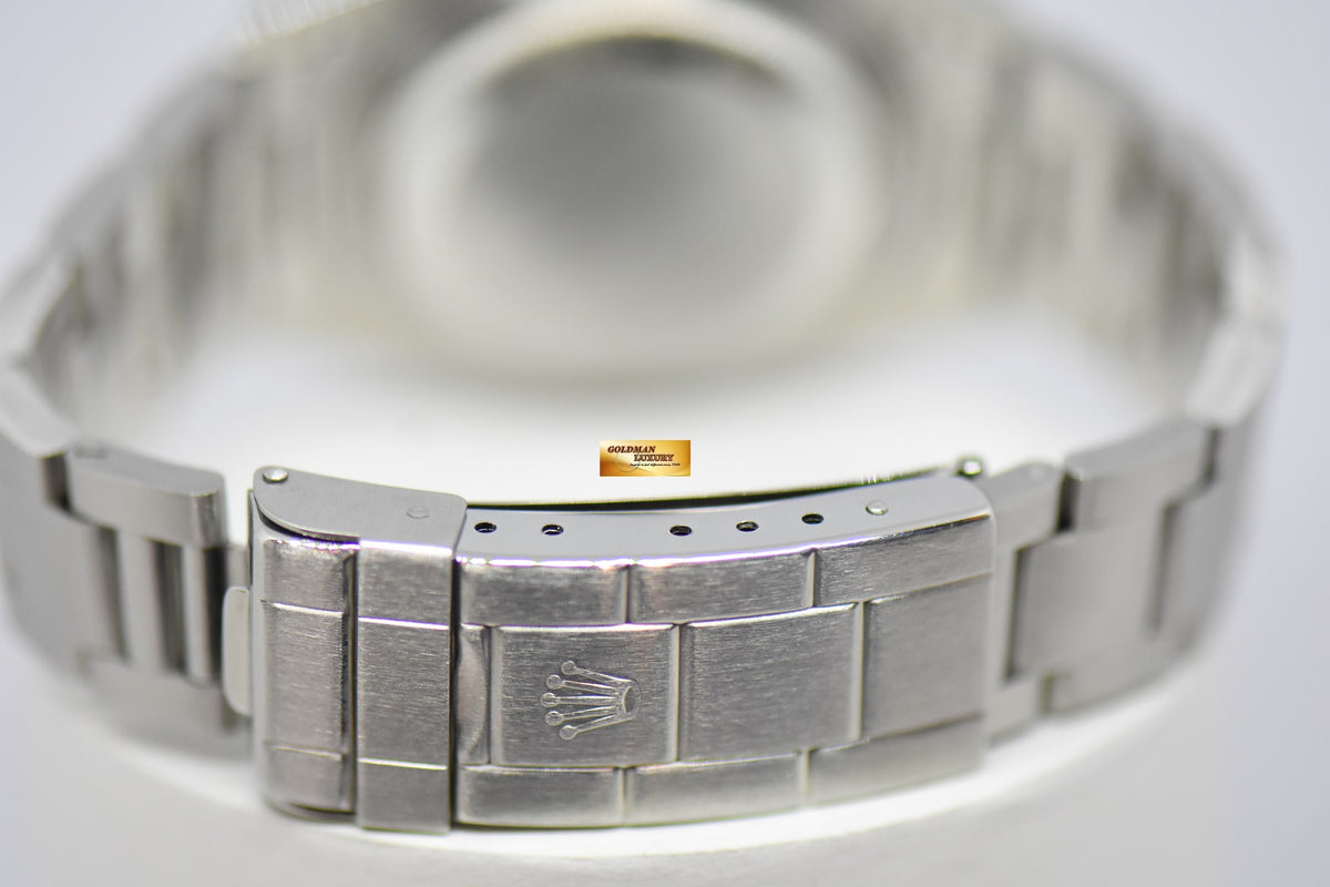 [SOLD] ROLEX OYSTER PERPETUAL SUBMARINER STEEL IN BRACELET 40mm BLACK 16610 (MINT)