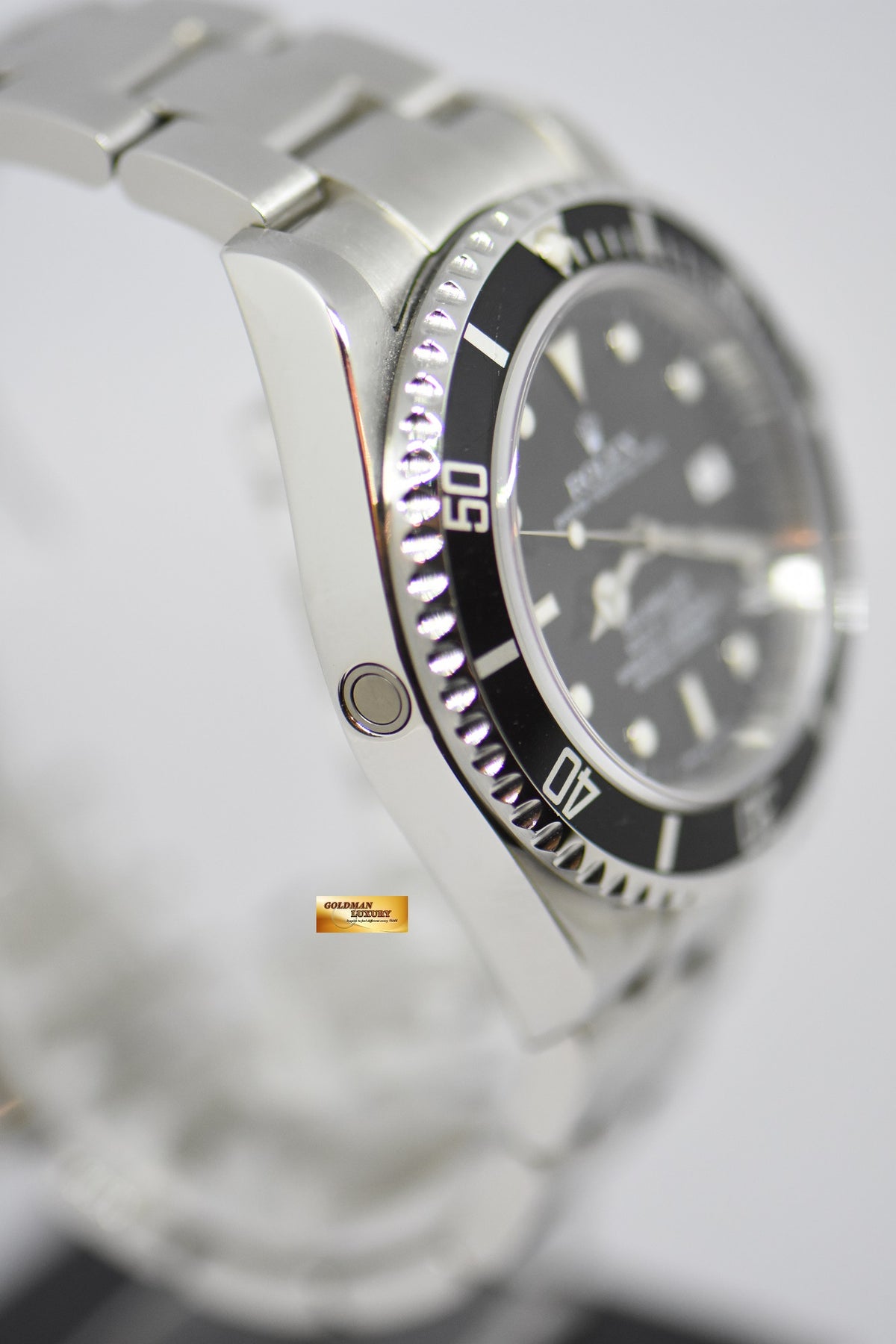 [SOLD] ROLEX OYSTER PERPETUAL SEA-DWELLER STEEL IN BRACELET 40mm BLACK 16600 (NEAR MINT)