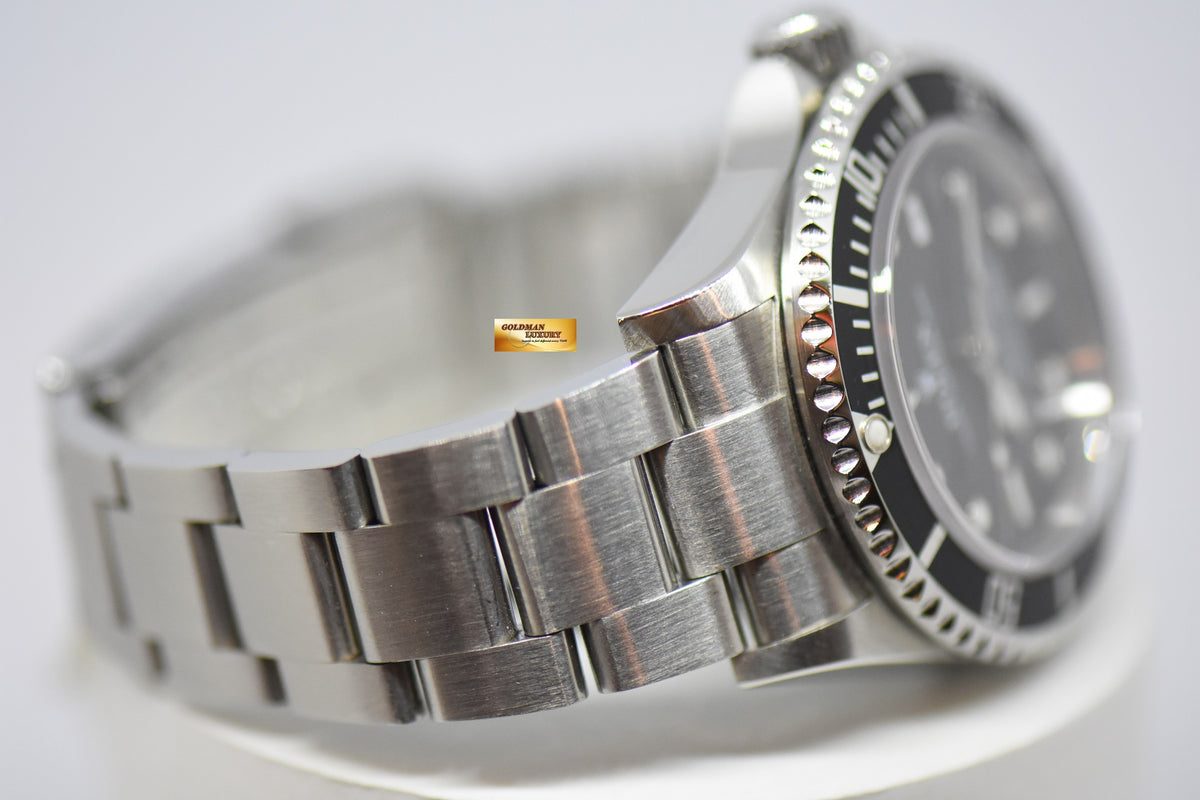 [SOLD] ROLEX OYSTER PERPETUAL SEA-DWELLER STEEL IN BRACELET 40mm BLACK 16600 (NEAR MINT)