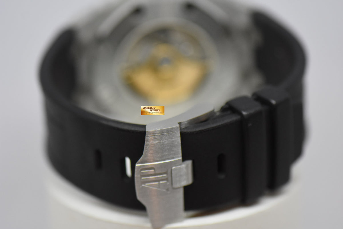 [SOLD] AUDEMARS PIGUET ROYAL OAK OFFSHORE DIVER 42mm WHITE AUTOMATIC 15710ST (MINT)