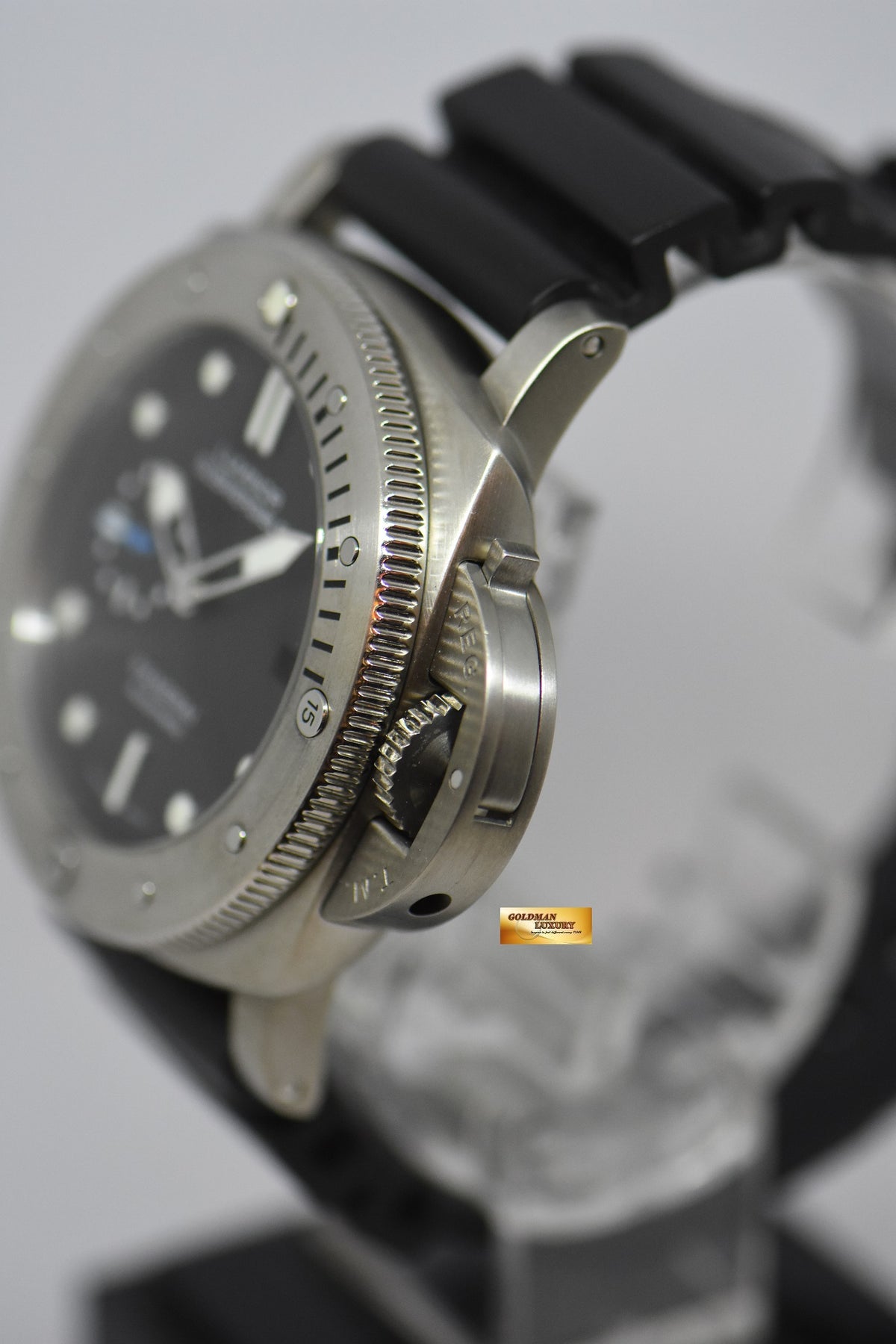 [SOLD] PANERAI LUMINOR SUBMERSIBLE TITANIUM 47mm P.9010 AUTOMATIC PAM 1305 (MINT)