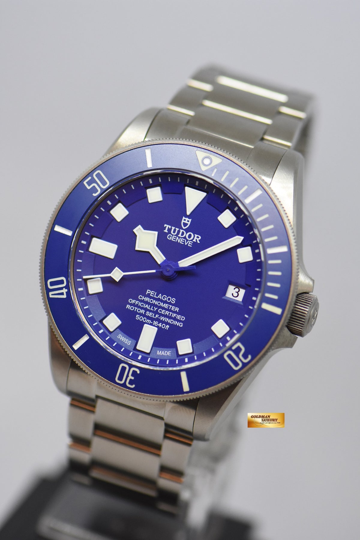 [SOLD] TUDOR PELAGOS TITANIUM IN BRACELET 42mm BLUE AUTOMATIC (MINT)
