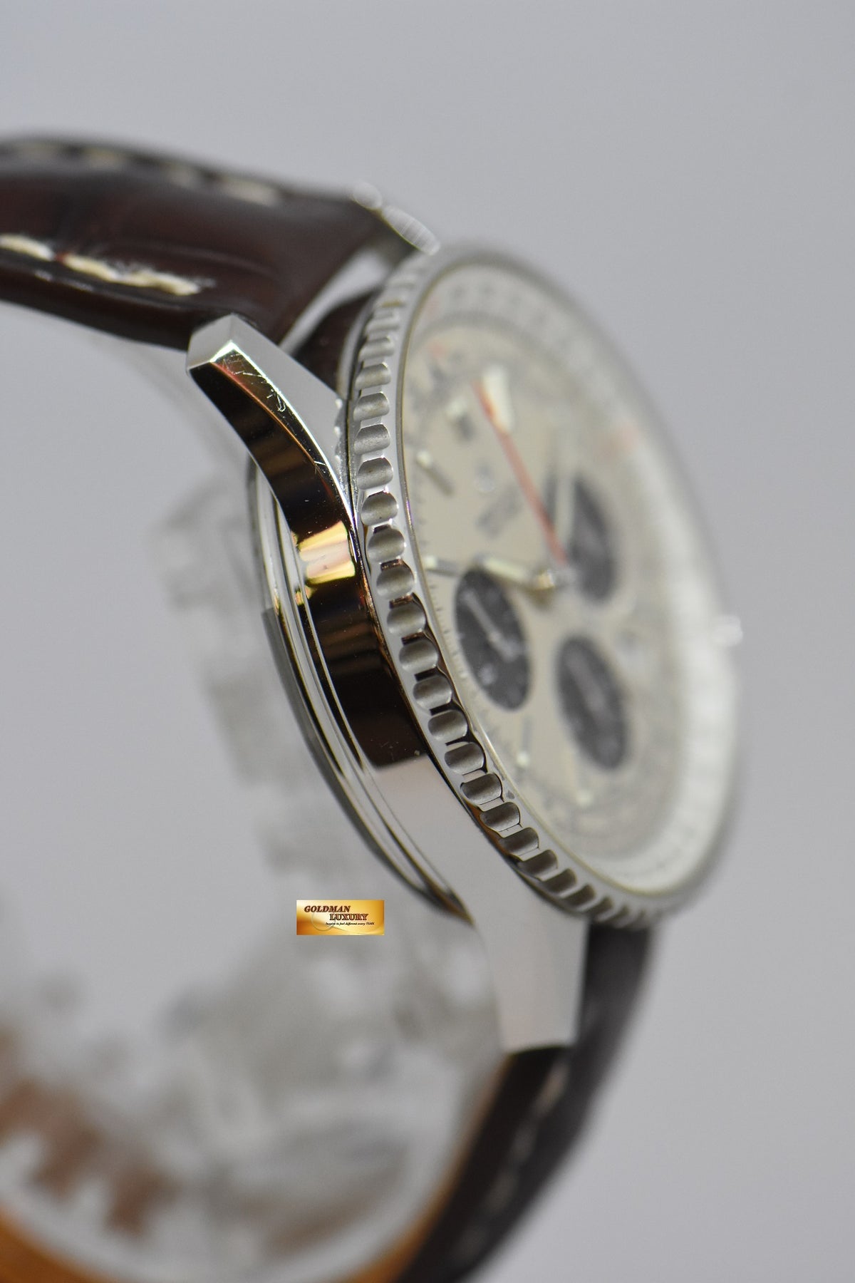 [SOLD] BREITLING NAVITIMER B01 CHRONOGRAPH 43mm AUTOMATIC WHITE AB0121211 (MINT)