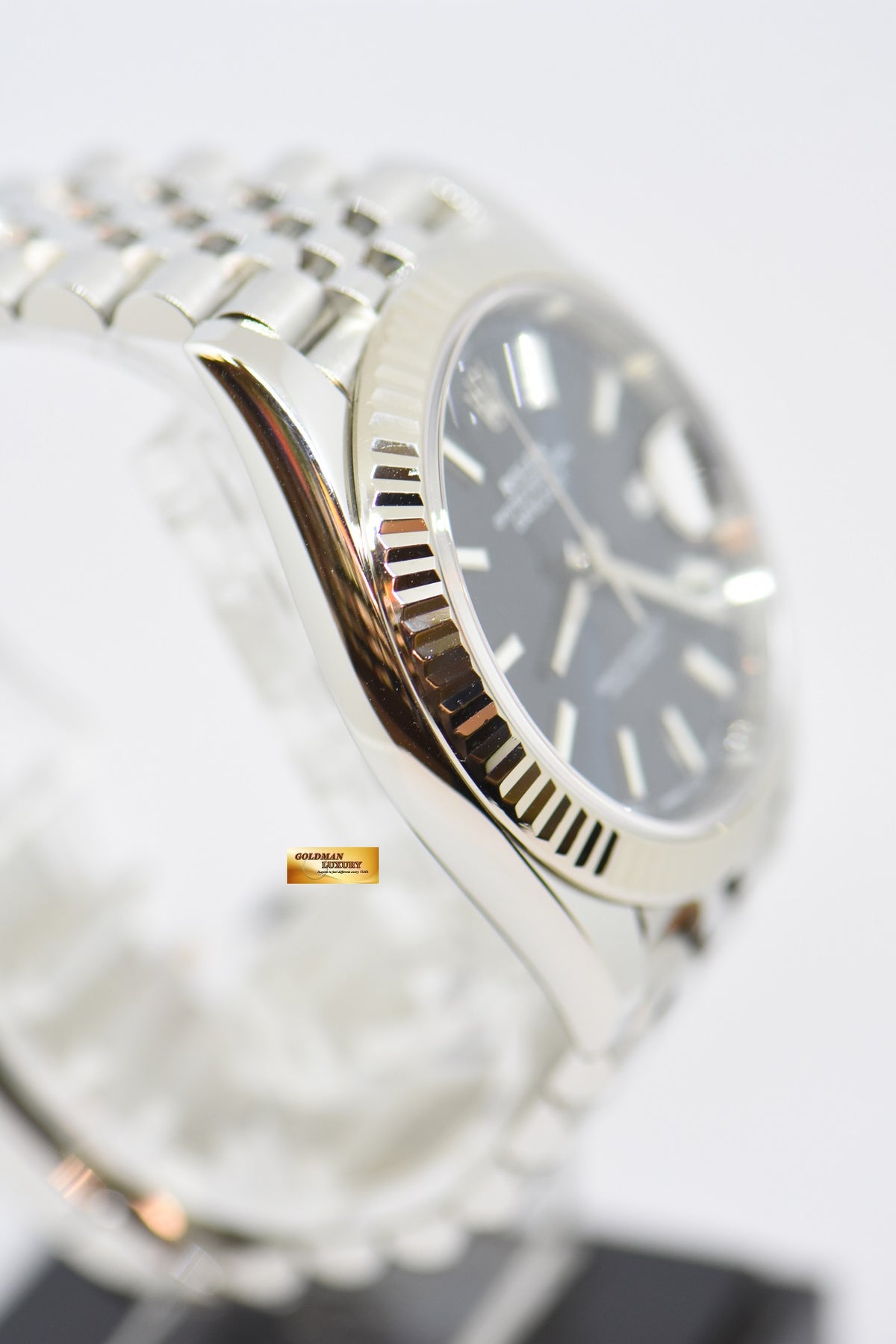 [SOLD] ROLEX OYSTER PERPETUAL DATEJUST 41mm JUBILEE STEEL IN BRACELET BLUE DIAL 126334 (MINT)