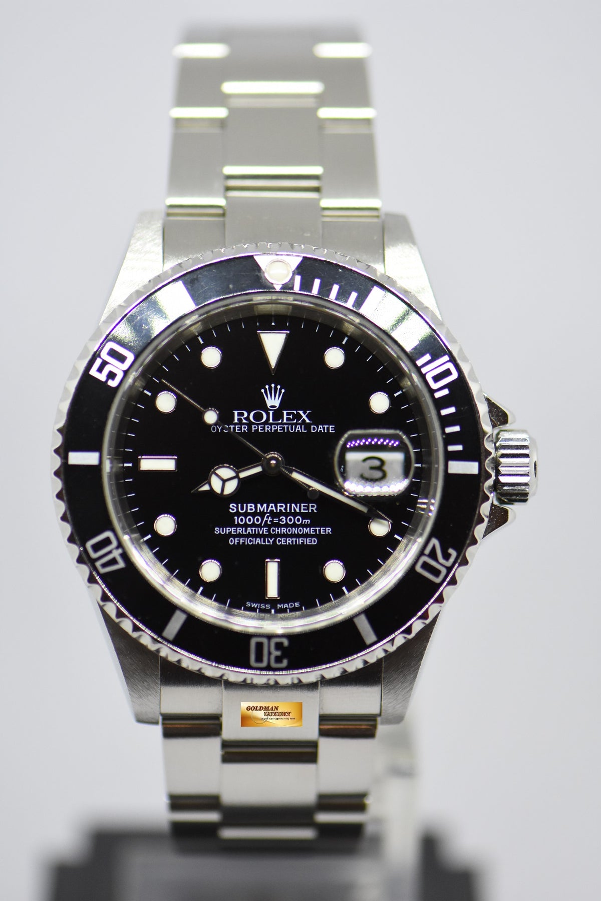 [SOLD] ROLEX OYSTER PERPETUAL SUBMARINER 40mm BLACK 16610 (PINHOLE – SOLID ENDLINKS) (NEAR MINT)