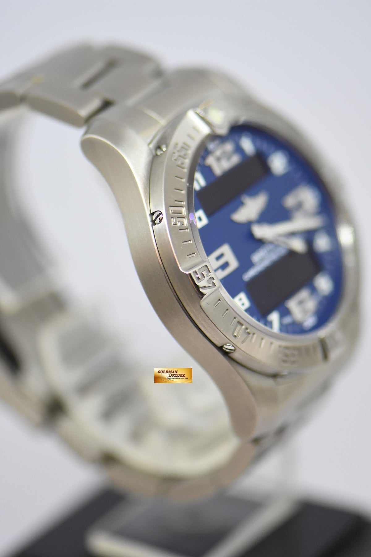 [SOLD] BREITLING AEROSPACE EVO 43mm TITANIUM IN BRACELET SUPERQUARTZ BLUE (MINT)