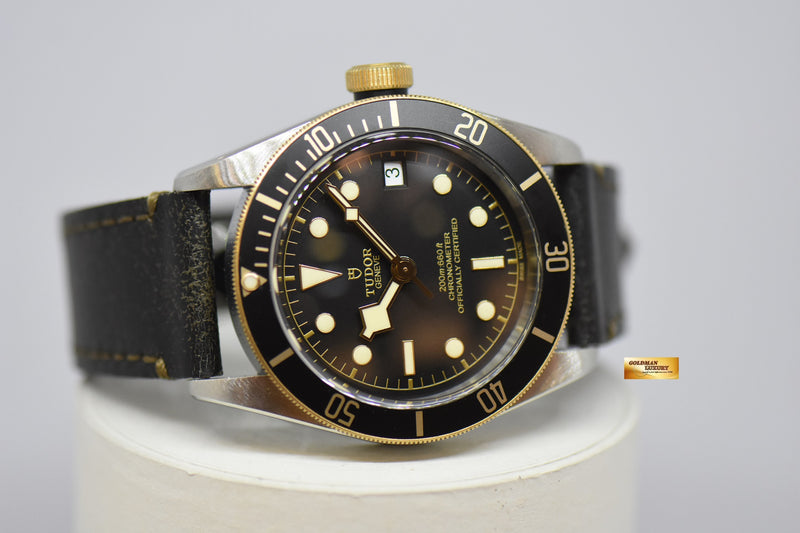 products/GML2521-TudorBlackBay41mmHalf-GoldinLeatherStrapAutomatic79733N-10.jpg