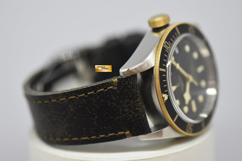 products/GML2521-TudorBlackBay41mmHalf-GoldinLeatherStrapAutomatic79733N-6.jpg