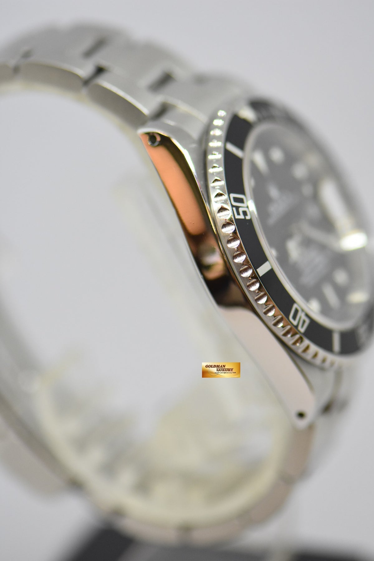 [SOLD] ROLEX OYSTER PERPETUAL SUBMARINER 40mm BLACK 16610 (PINHOLE – SOLID ENDLINKS) (MINT)