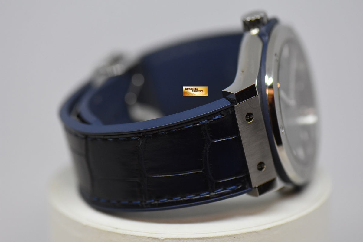 [SOLD] HUBLOT CLASSIC FUSION 42mm STEEL / TITANIUM AUTOMATIC BLUE 542.NX.7170.LR (MINT)