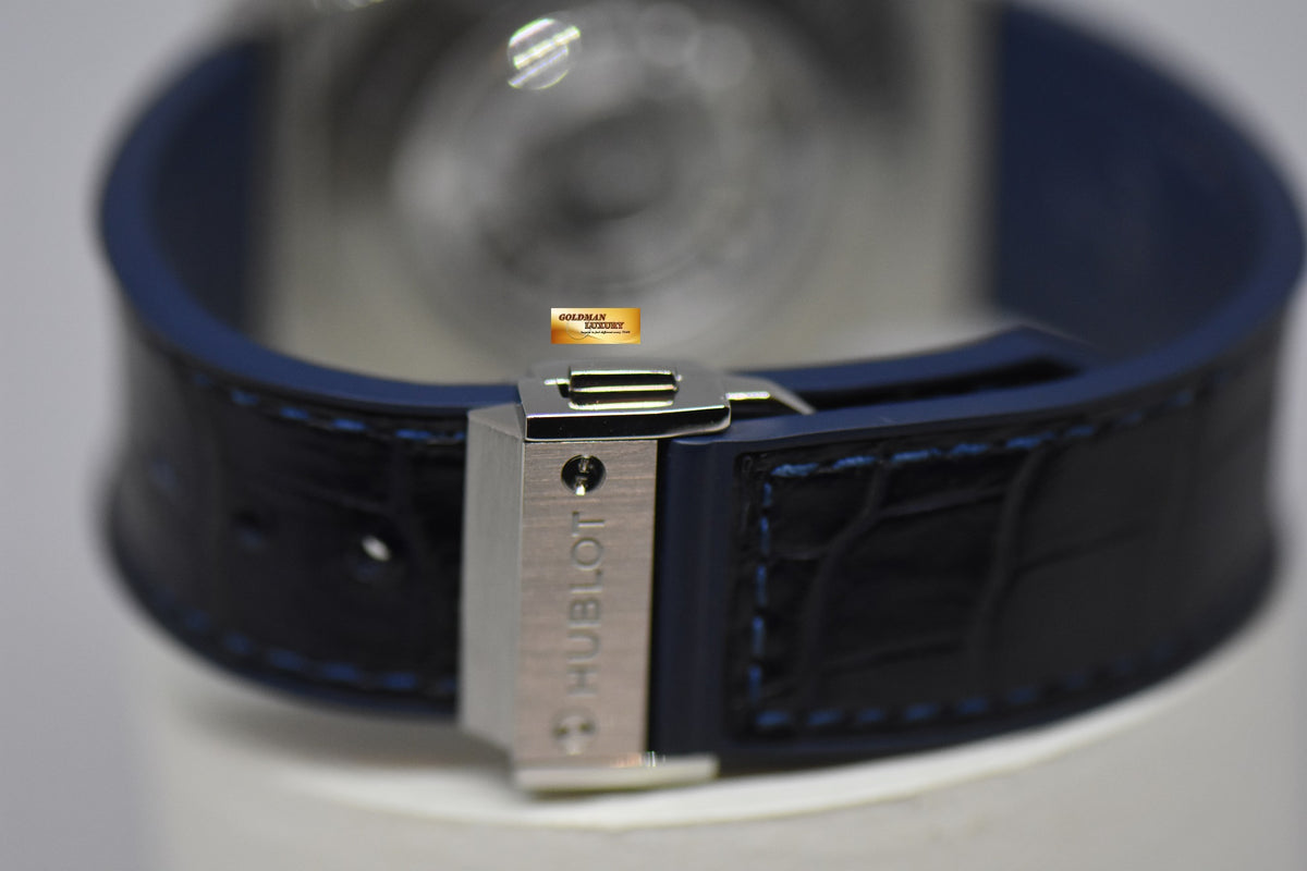 [SOLD] HUBLOT CLASSIC FUSION 42mm STEEL / TITANIUM AUTOMATIC BLUE 542.NX.7170.LR (MINT)