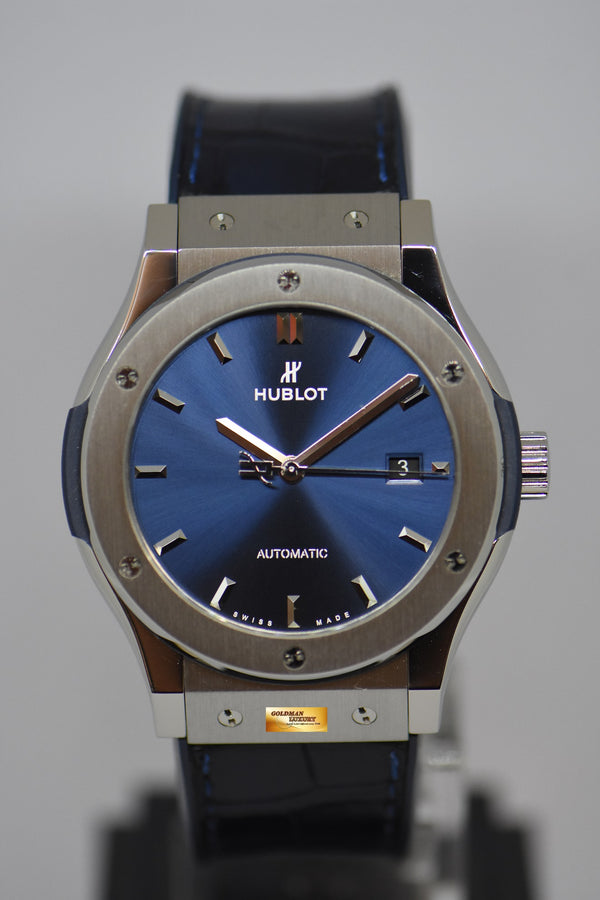 [SOLD] HUBLOT CLASSIC FUSION 42mm STEEL / TITANIUM AUTOMATIC BLUE 542.NX.7170.LR (MINT)