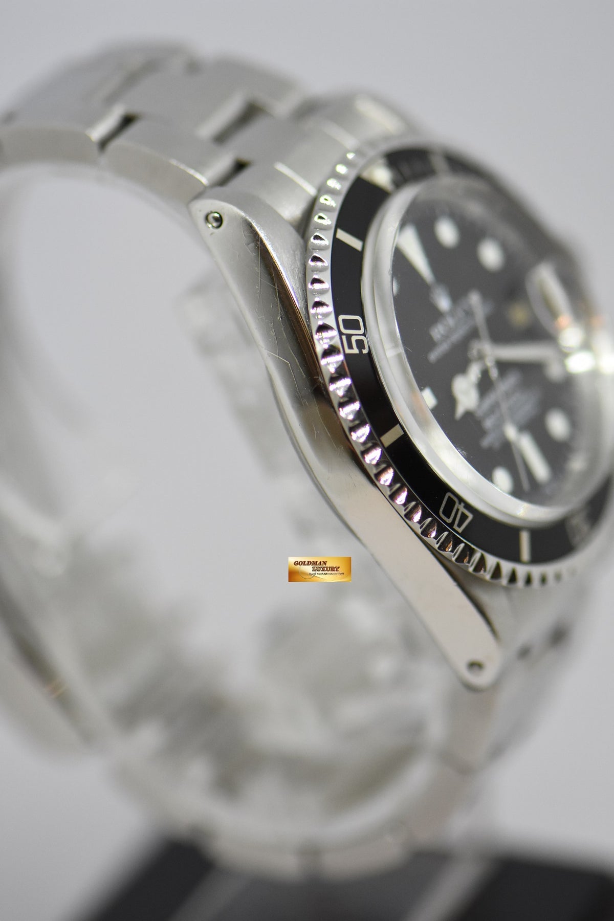 ROLEX OYSTER VINTAGE SUBMARINER 40mm STEEL IN BRACELET BLACK 1680 “SWISS” DIAL (SERVICED) (MINT)