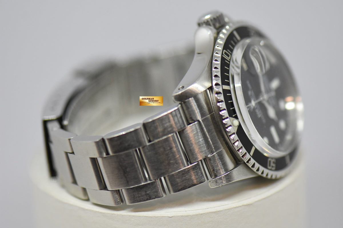 ROLEX OYSTER VINTAGE SUBMARINER 40mm STEEL IN BRACELET BLACK 1680 “SWISS” DIAL (SERVICED) (MINT)