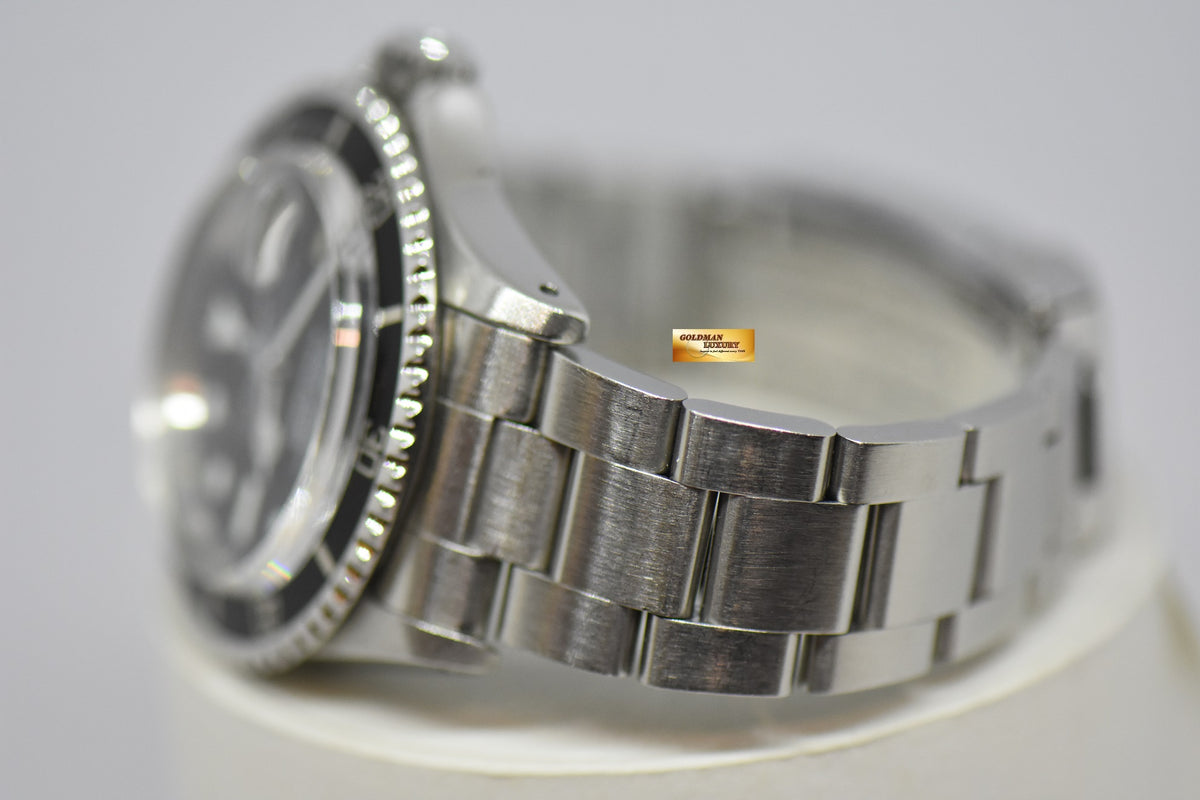 ROLEX OYSTER VINTAGE SUBMARINER 40mm STEEL IN BRACELET BLACK 1680 “SWISS” DIAL (SERVICED) (MINT)