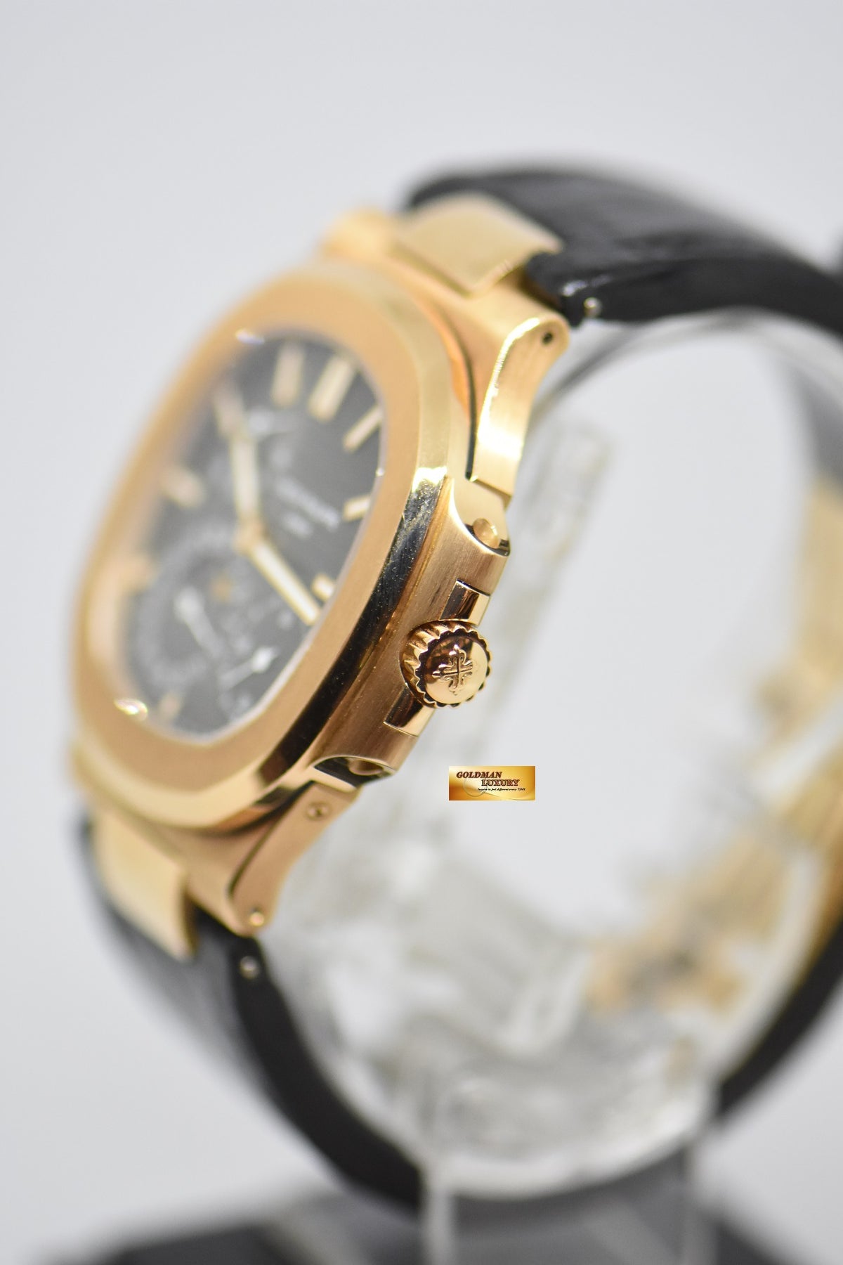 [SOLD] PATEK PHILIPPE NAUTILUS 18K ROSE GOLD IN LEATHER STRAP POWER RESERVE MOONPHASE 5712R (MINT)