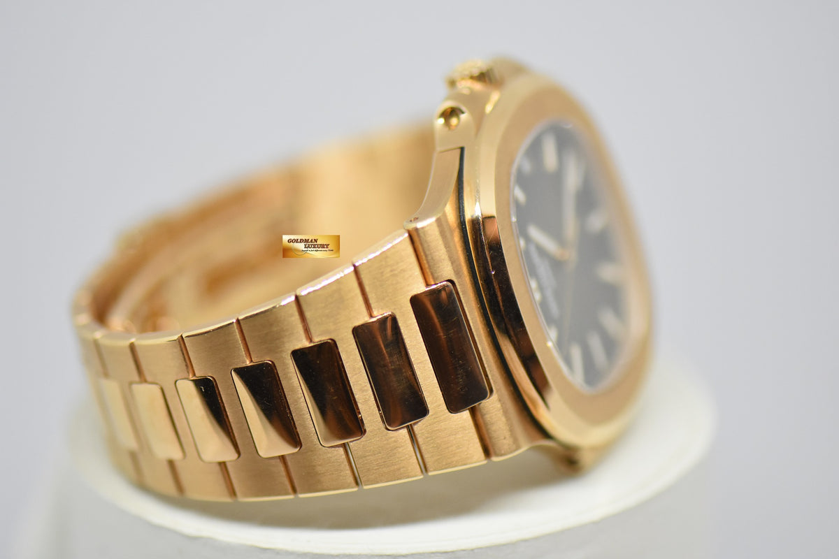 [SOLD] PATEK PHILIPPE NAUTILUS 40mm 18K ROSE GOLD IN BRACELET AUTOMATIC 5711/1R (LNIB)