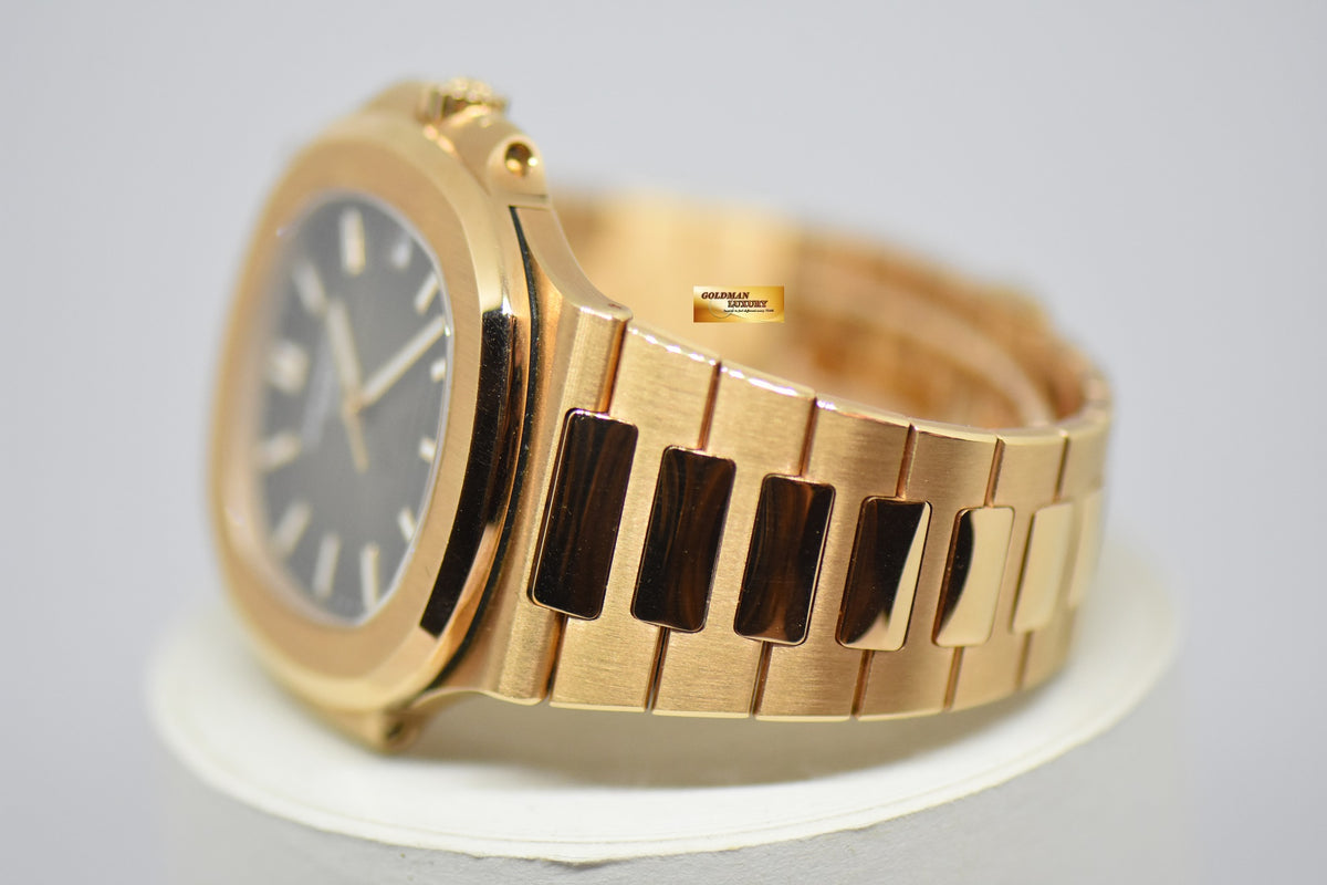[SOLD] PATEK PHILIPPE NAUTILUS 40mm 18K ROSE GOLD IN BRACELET AUTOMATIC 5711/1R (LNIB)
