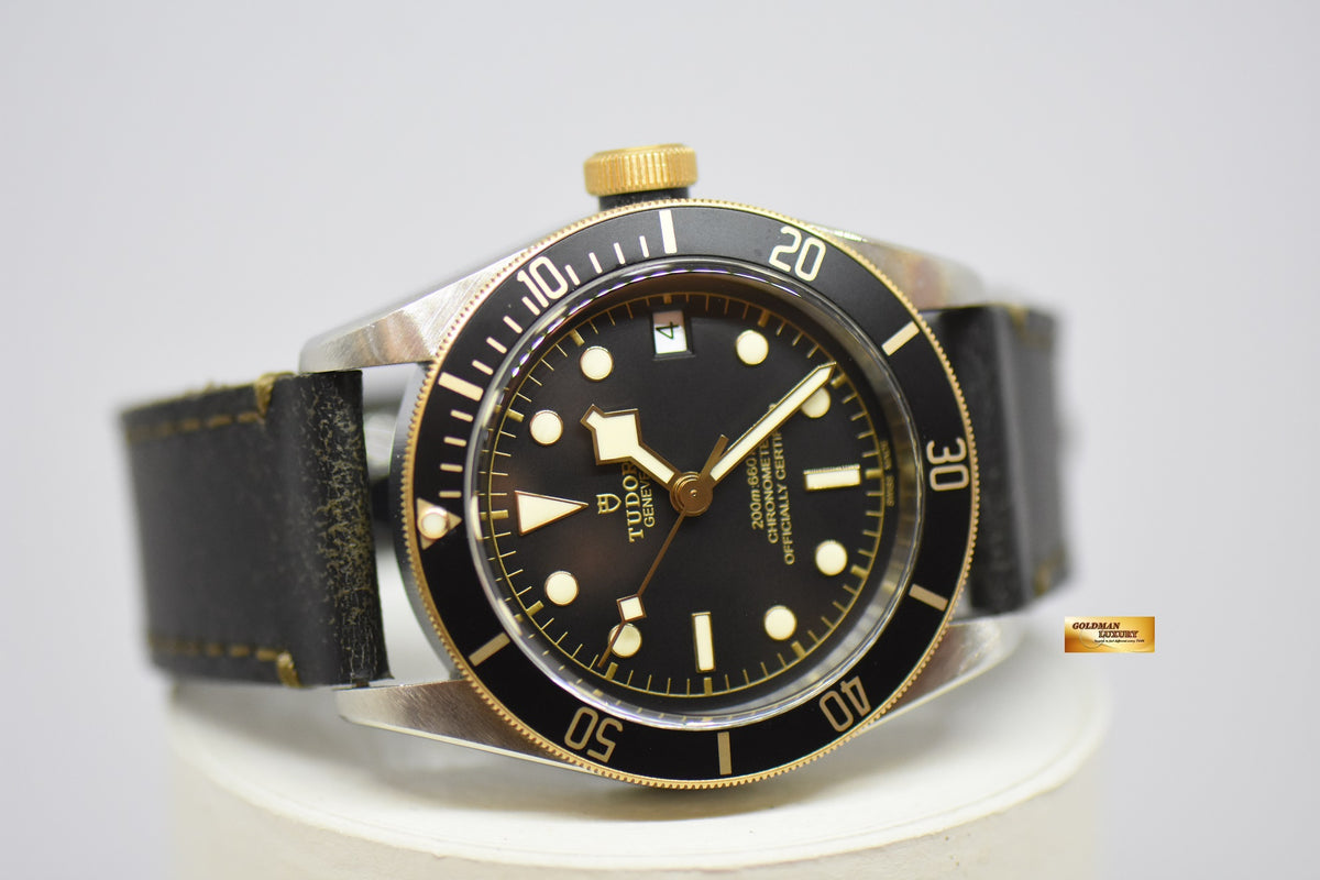[SOLD] TUDOR BLACK BAY 41mm HALF-GOLD IN LEATHER STRAP AUTOMATIC BLACK 79733N (MINT)