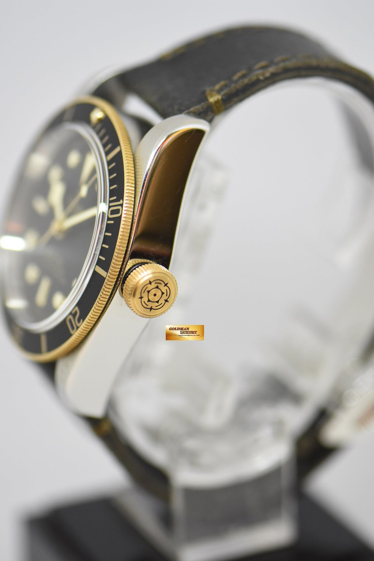 [SOLD] TUDOR BLACK BAY 41mm HALF-GOLD IN LEATHER STRAP AUTOMATIC BLACK 79733N (MINT)