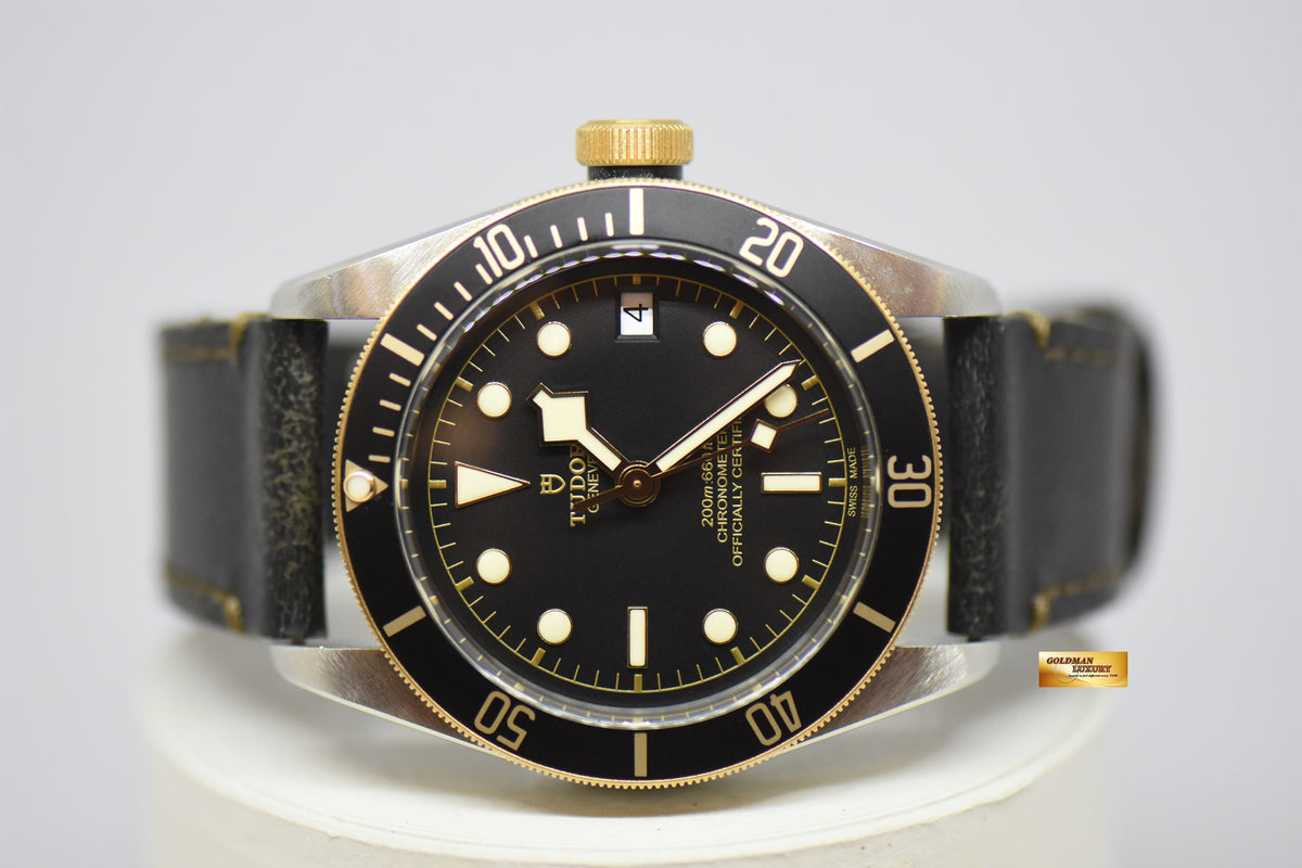 [SOLD] TUDOR BLACK BAY 41mm HALF-GOLD IN LEATHER STRAP AUTOMATIC BLACK 79733N (MINT)