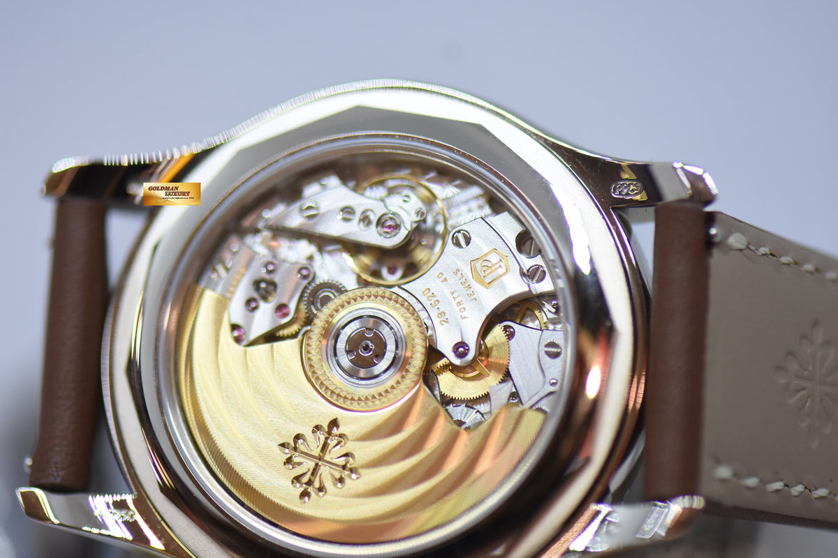 [SOLD] PATEK PHILIPPE ANNUAL CALENDAR FLYBACK CHRONOGRAPH WHITE GOLD IN LEATHER STRAP BLUE DIAL AUTOMATIC 5960G (NEW-UNWORN)