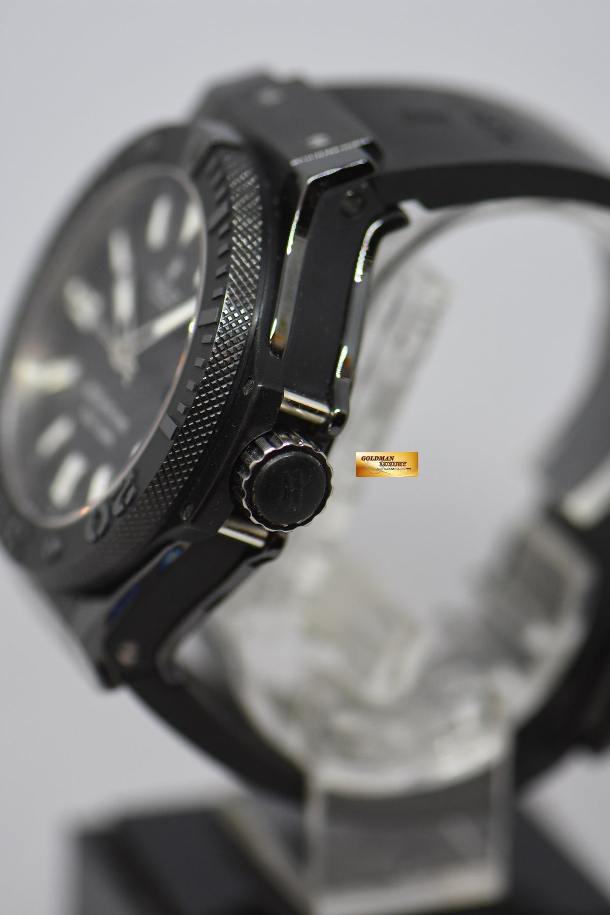 [SOLD] HUBLOT BIG BANG KING BLACK MAGIC 48mm CERAMIC BLACK AUTOMATIC 322.CM.1770.RX (MINT)