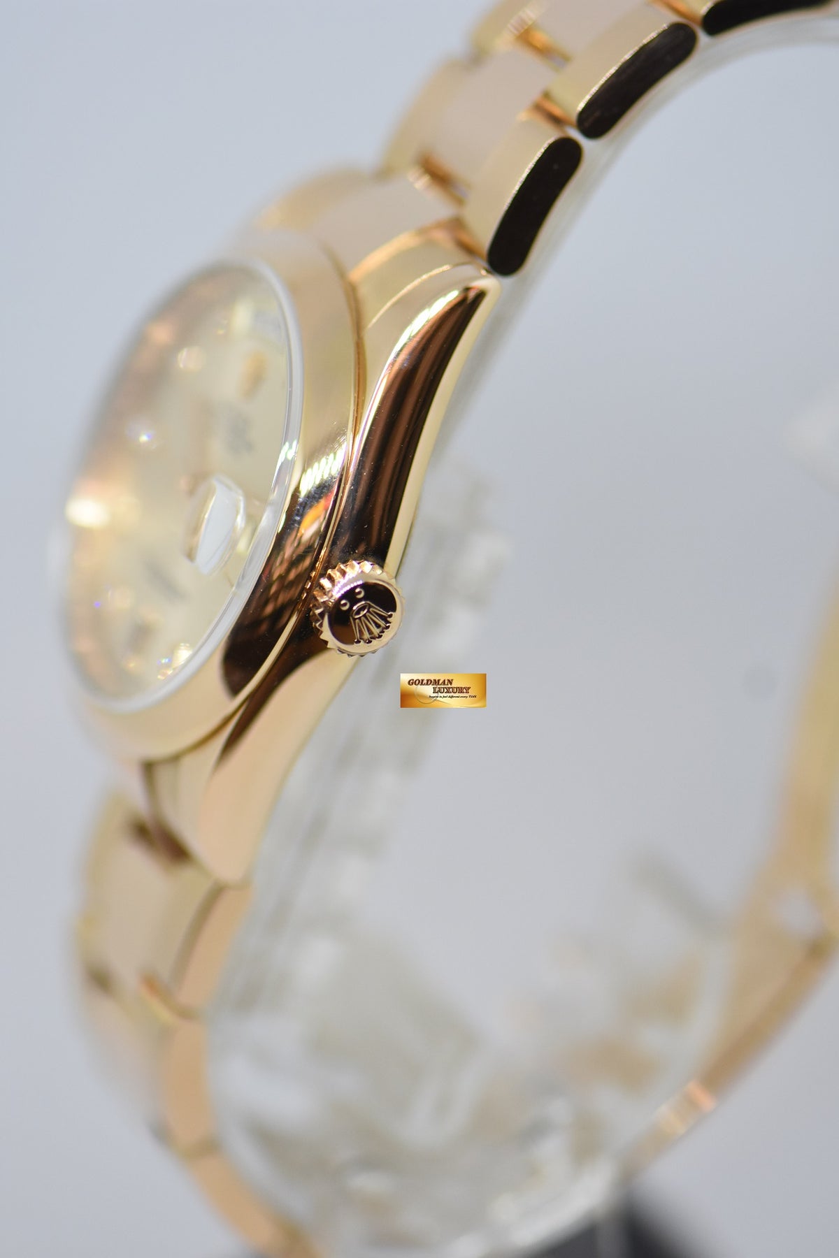 [SOLD] ROLEX OYSTER PERPETUAL DAY-DATE 36mm PINK DIAMOND DIAL 18K ROSE GOLD OYSTER BRACELET 118205 (MINT)
