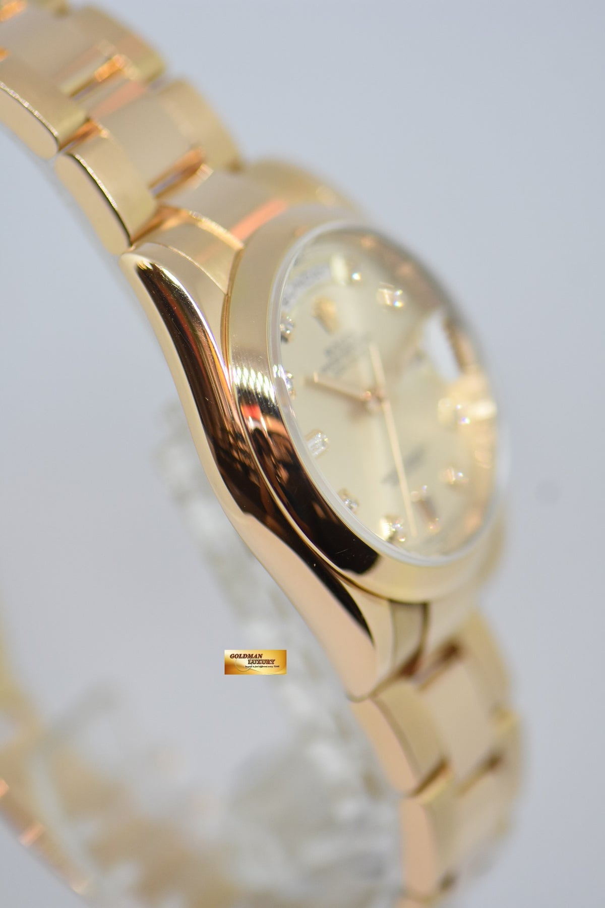[SOLD] ROLEX OYSTER PERPETUAL DAY-DATE 36mm PINK DIAMOND DIAL 18K ROSE GOLD OYSTER BRACELET 118205 (MINT)