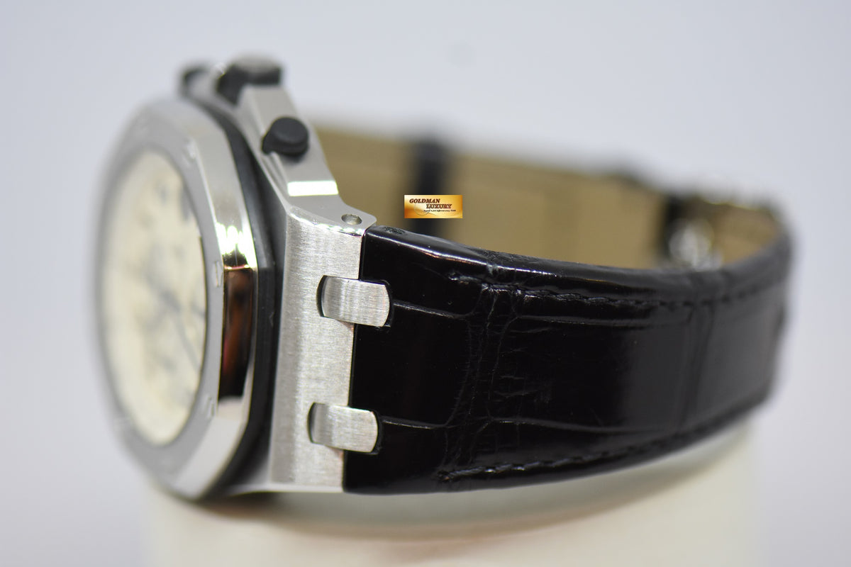 [SOLD] AUDEMARS PIGUET ROYAL OAK OFFSHORE SAFARI CHRONOGRAPH 42mm STEEL IN LEATHER STRAP AUTOMATIC 26020ST (MINT)