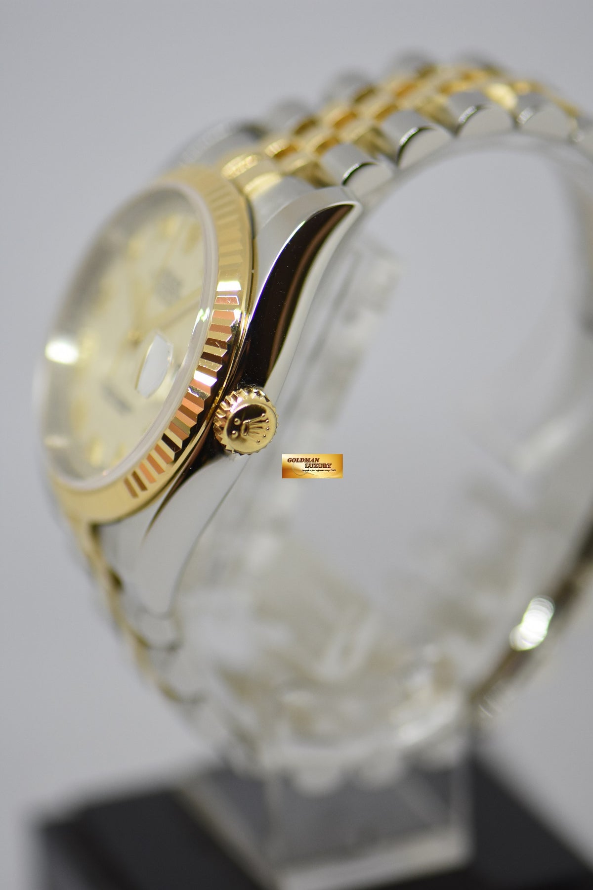 [SOLD] ROLEX OYSTER PERPETUAL DATEJUST 36mm PRISM ROMAN DIAL HALF GOLD IN JUBILEE BRACELET 116233 (MINT)