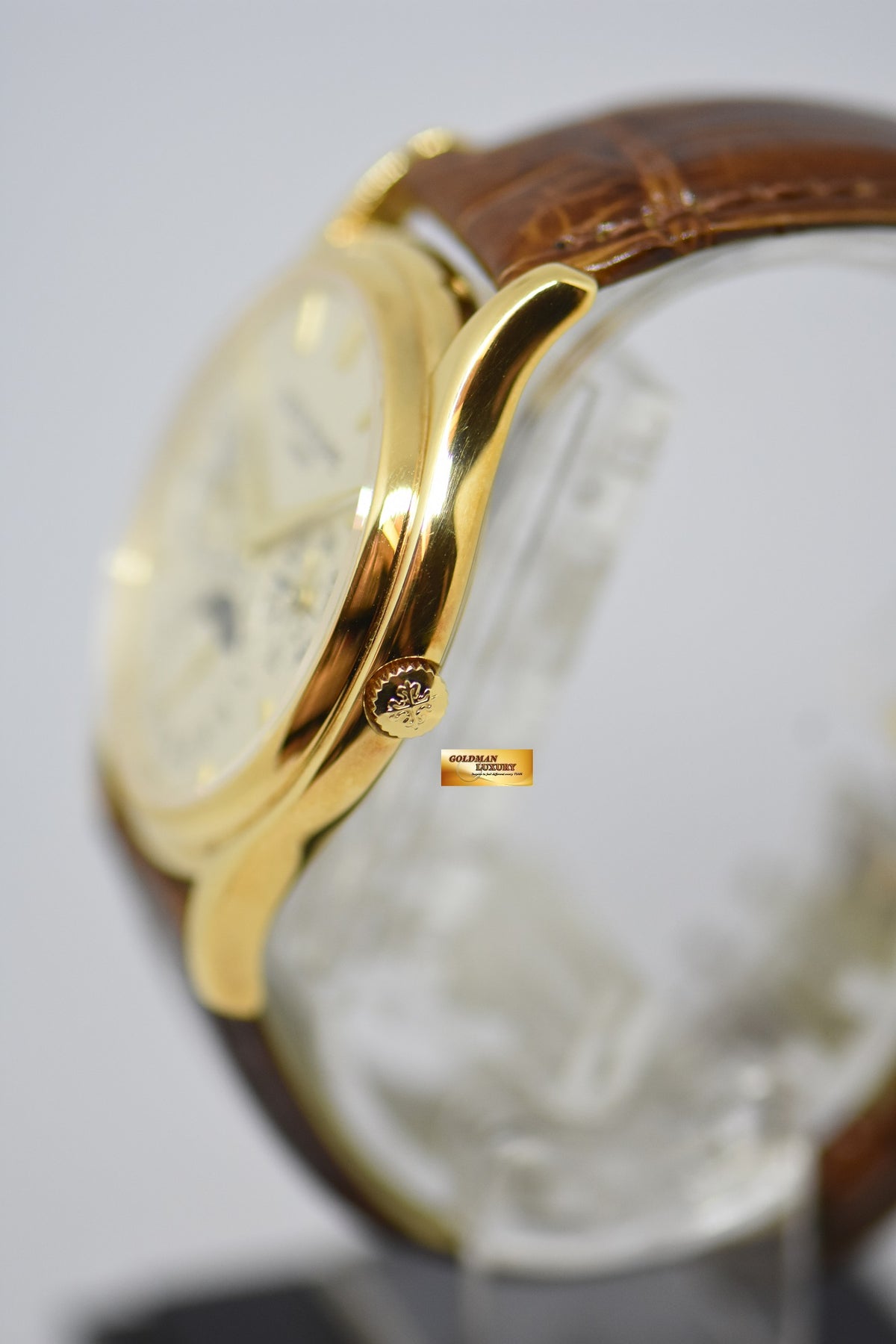 [SOLD] PATEK PHILIPPE PERPETUAL CALENDAR MOONPHASE 37mm 18K YELLOW GOLD 5140J (MINT)