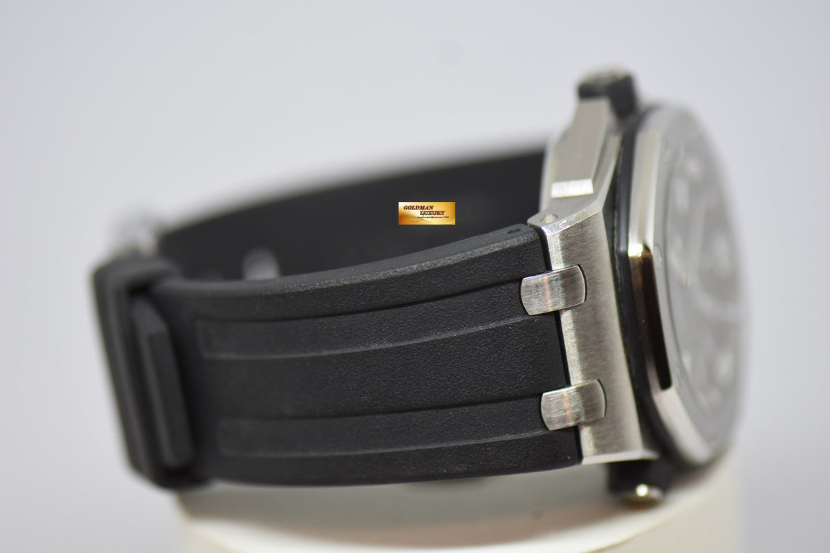 [SOLD] AUDEMARS PIGUET ROYAL OAK OFFSHORE DIVER 42mm STEEL BEZEL RUBBER STRAP 15703ST (MINT)