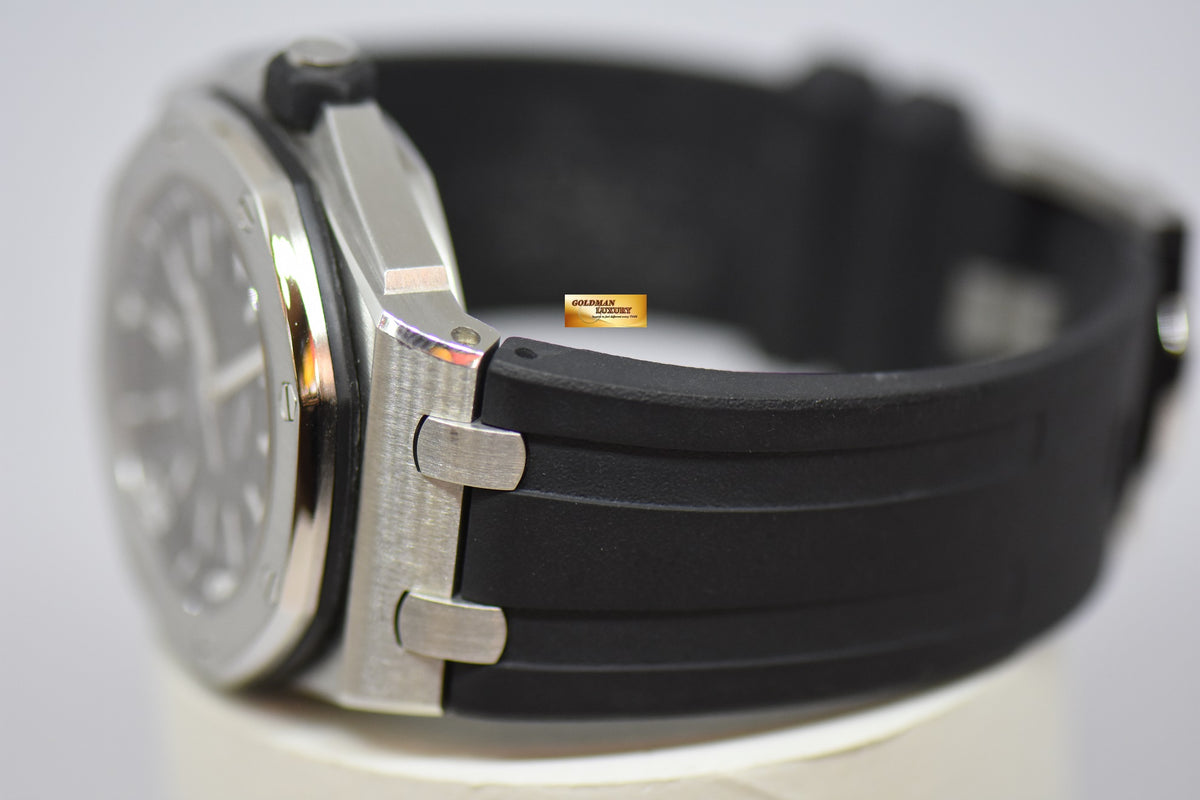 [SOLD] AUDEMARS PIGUET ROYAL OAK OFFSHORE DIVER 42mm STEEL BEZEL RUBBER STRAP 15703ST (MINT)