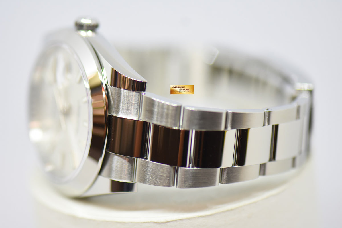 [SOLD] ROLEX OYSTER PERPETUAL DATEJUST 41mm SILVER DIAL STEEL IN OYSTER BRACELET 126300 (NEW-UNWORN)