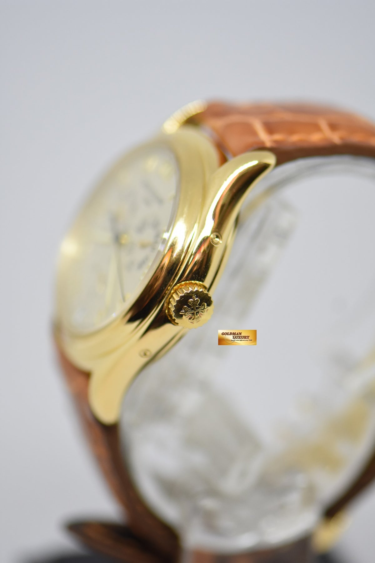 [SOLD] PATEK PHILIPPE COMPLICATION 35mm ANNUAL CALENDAR YELLOW GOLD IN LEATHER STRAP AUTOMATIC 5035J (NEAR MINT)