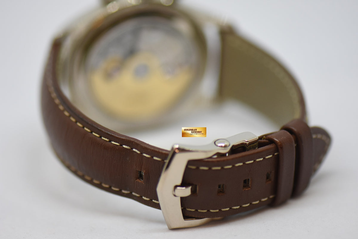 [SOLD] PATEK PHILIPPE ANNUAL CALENDAR FLYBACK CHRONOGRAPH WHITE GOLD IN LEATHER STRAP BLUE DIAL AUTOMATIC 5960G (NEAR MINT)