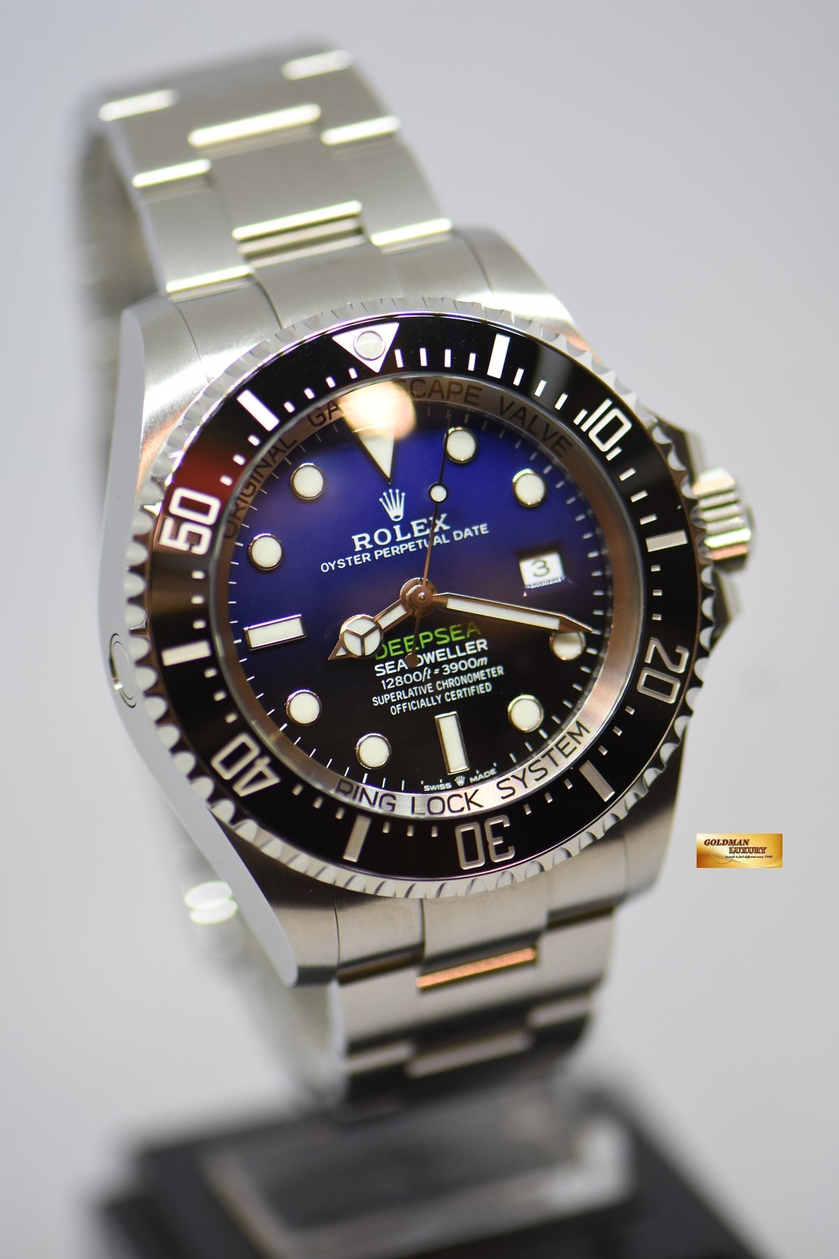 [SOLD] ROLEX OYSTER PERPETUAL DEEPSEA 44mm “JAMES CAMERON” BLUE DIAL STEEL IN BRACELET [NEW MODEL] 126660 (NEW-UNWORN)