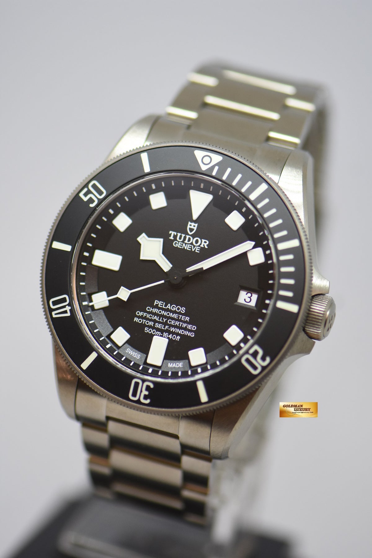[SOLD] TUDOR PELAGOS TITANIUM 42mm BLACK DIAL 25600TN AUTOMATIC (NEW-UNWORN)