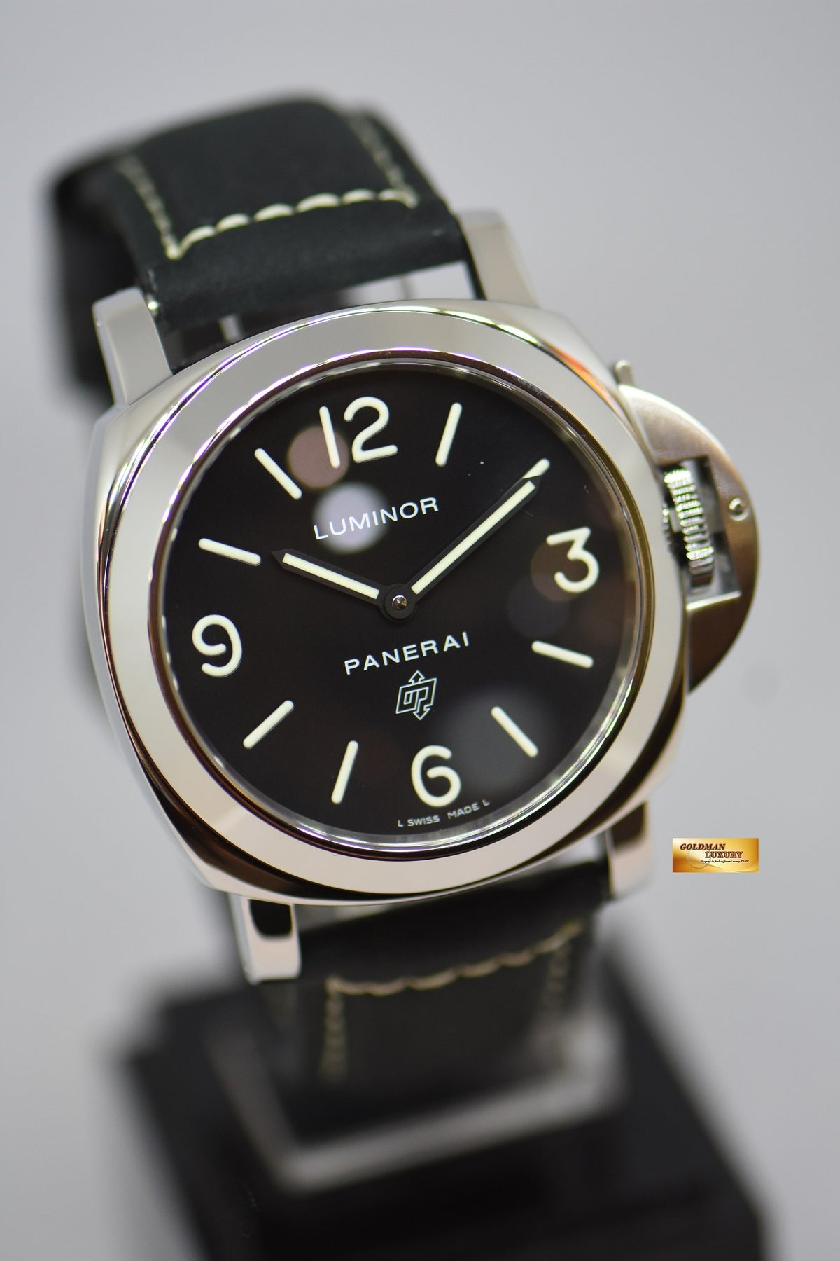 [SOLD] PANERAI LUMINOR BASE 44mm STEEL IN LEATHER STRAP MANUAL WINDING PAM 000 (MINT)