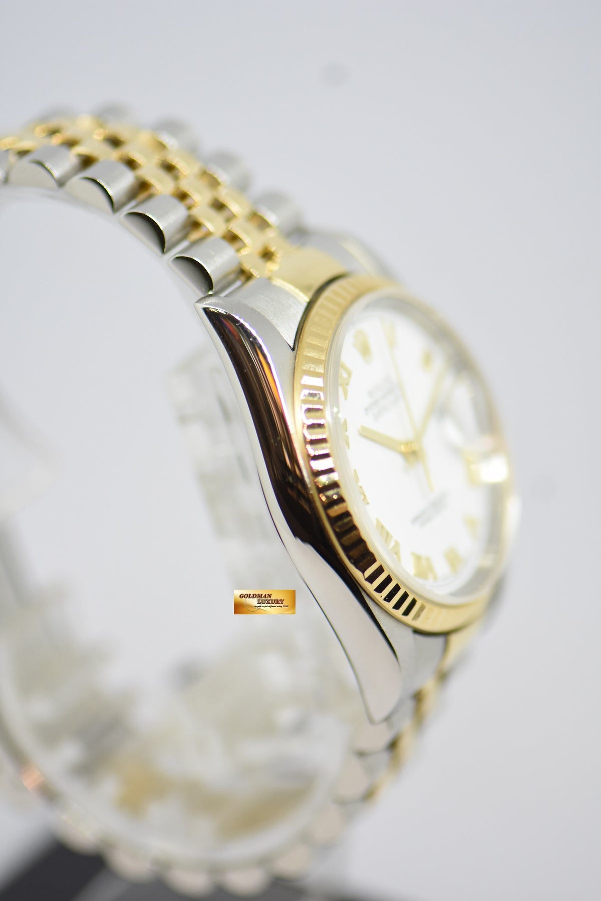 [SOLD] ROLEX OYSTER PERPETUAL DATEJUST 36mm WHITE ROMAN DIAL HALF GOLD IN JUBILEE BRACELET 16233 (MINT)