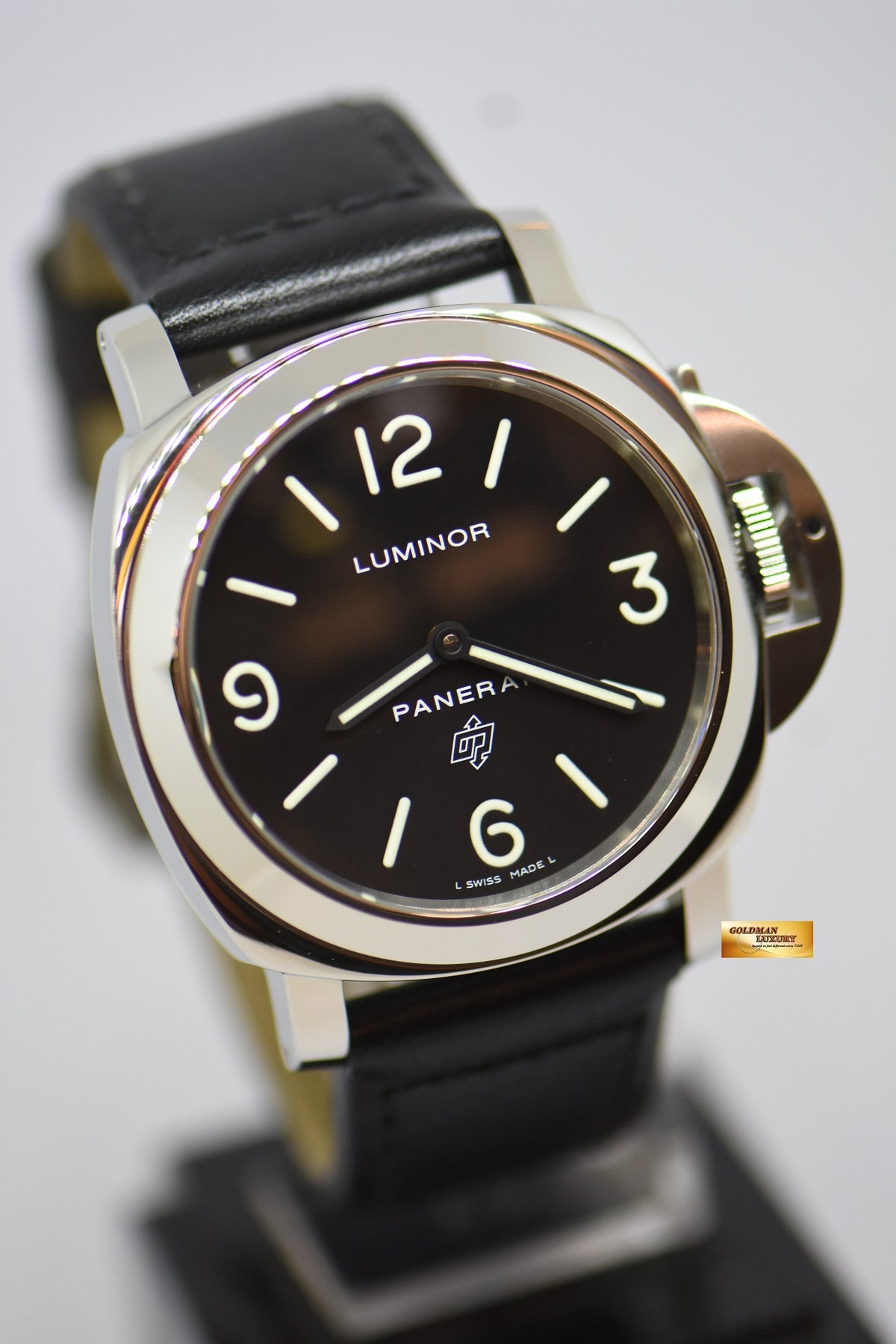[SOLD] PANERAI LUMINOR BASE 44mm STEEL IN LEATHER STRAP MANUAL WINDING PAM 000 (MINT)