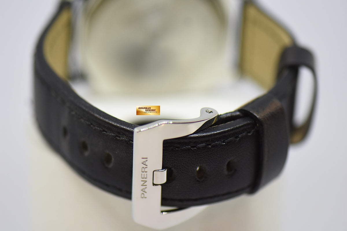 [SOLD] PANERAI LUMINOR BASE 44mm STEEL IN LEATHER STRAP MANUAL WINDING PAM 000 (MINT)