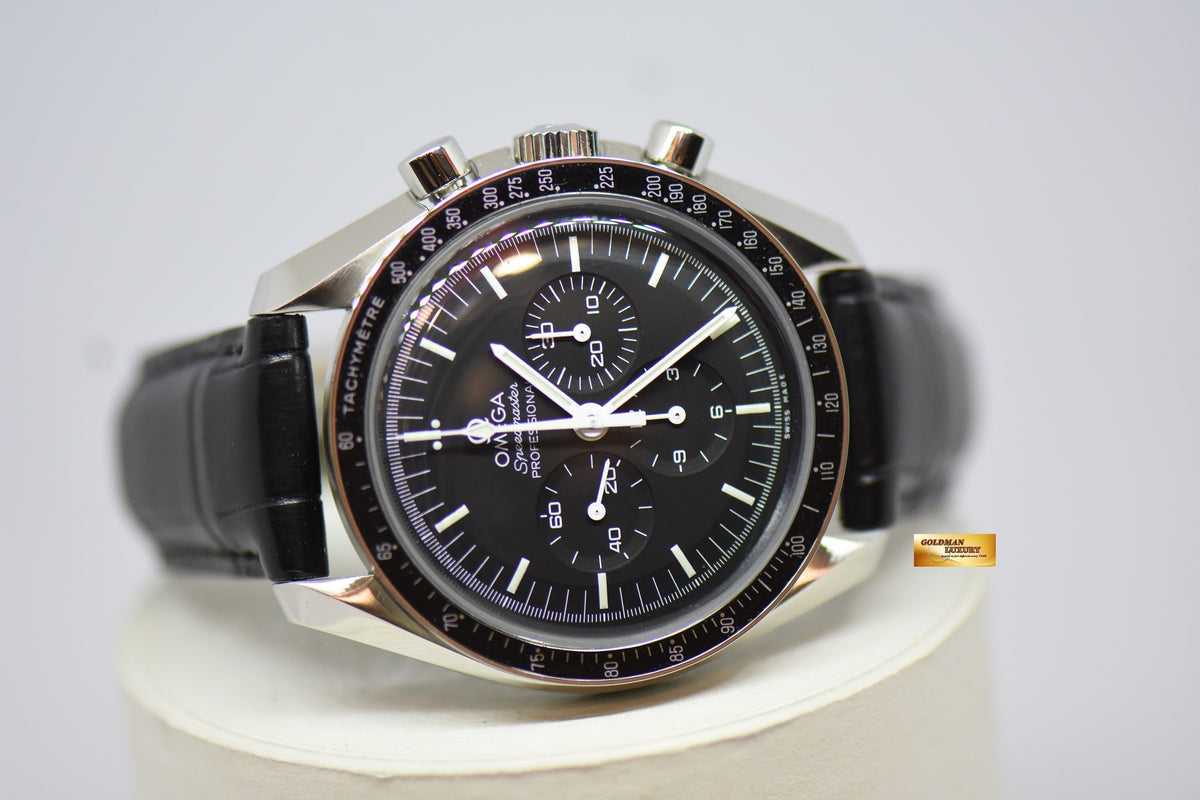 [SOLD] OMEGA SPEEDMASTER MOONWATCH CHRONOGRAPH IN LEATHER STRAP C.1861 MANUAL WINDING HESALITE CRYSTAL (LNIB)