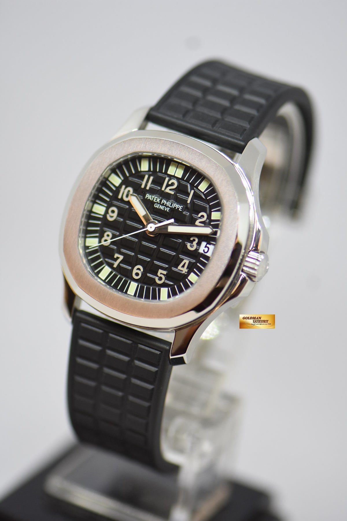 [SOLD] PATEK PHILIPPE AQUANAUT STEEL IN BRACELET 36mm AUTOMATIC 5066A (UNPOLISHED SET)