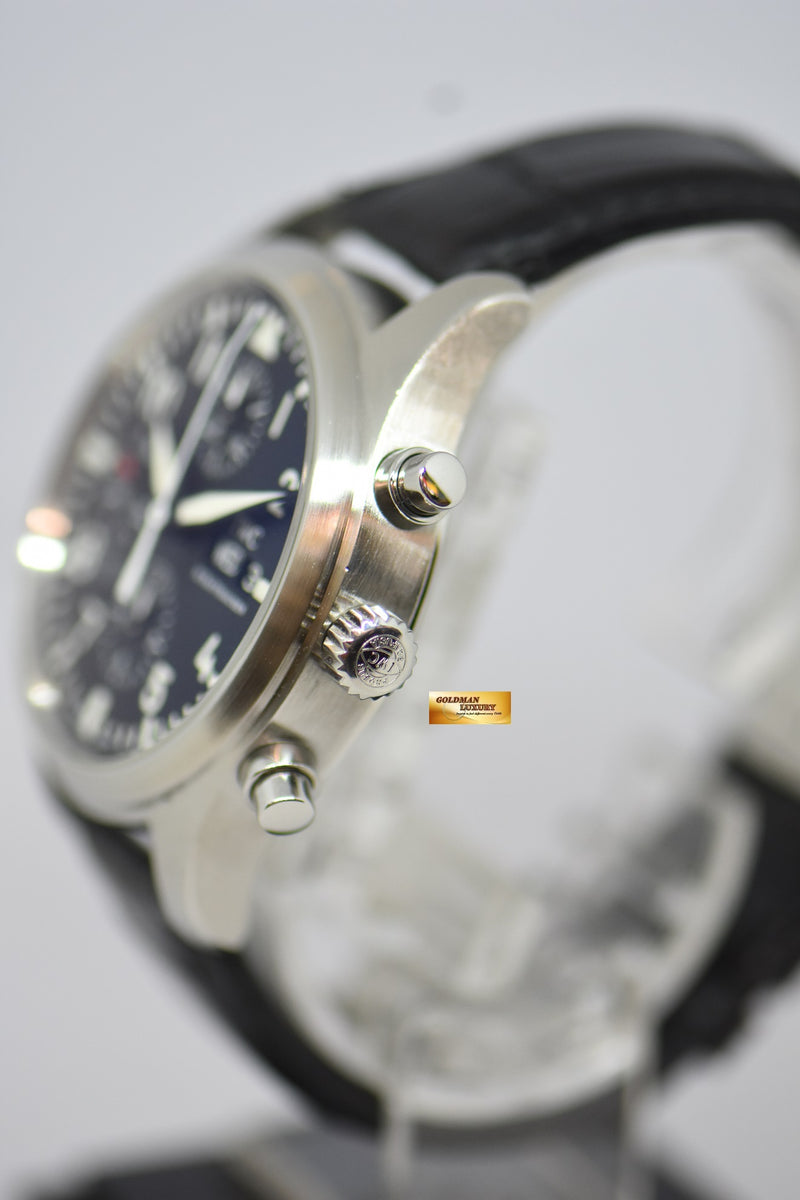 products/GML2835-IWCPilotChronograph42mmSteelinLeatherStrapIW3717-3.jpg